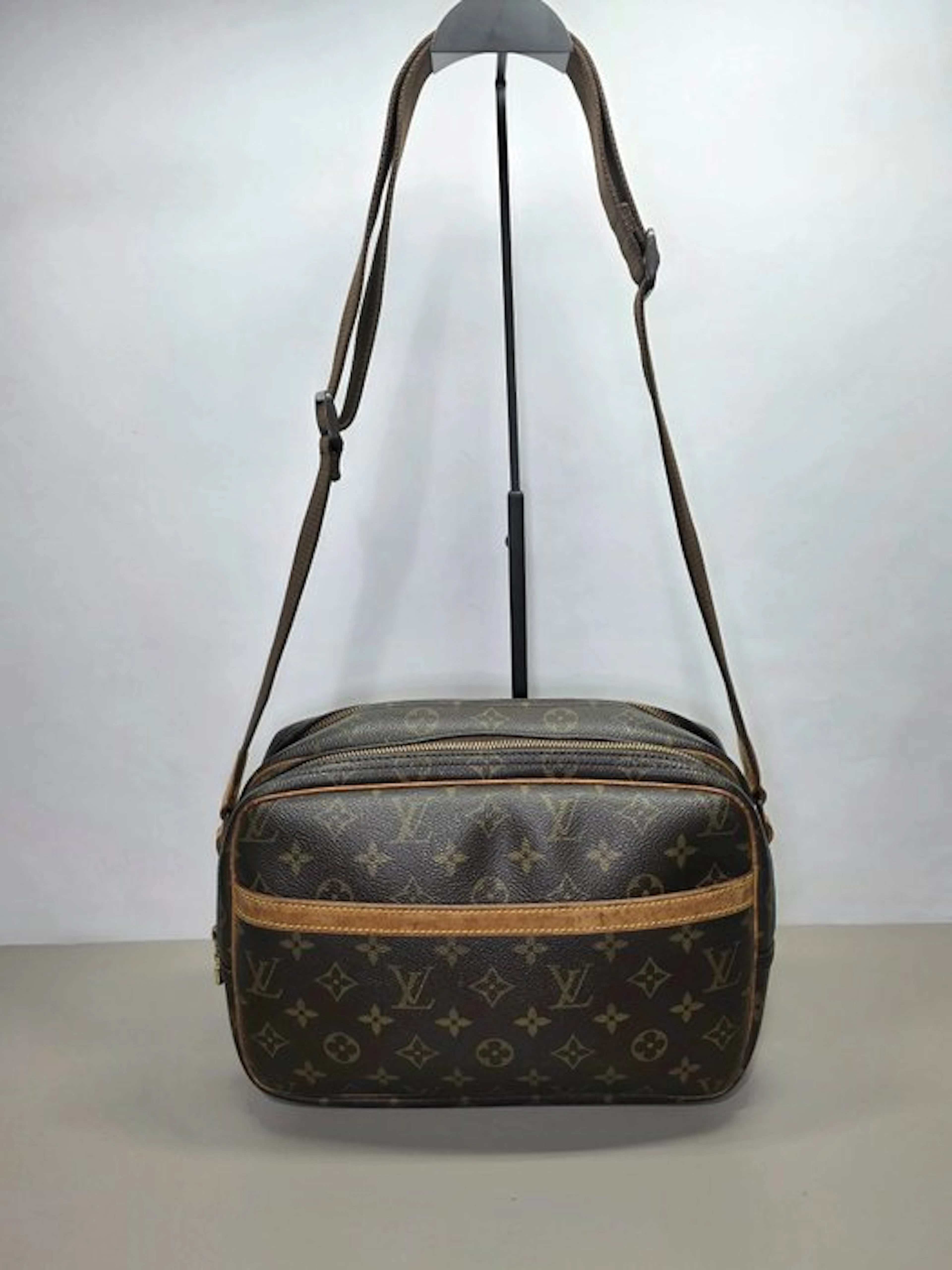 Louis Vuitton - REPORTER - Crossbody bag