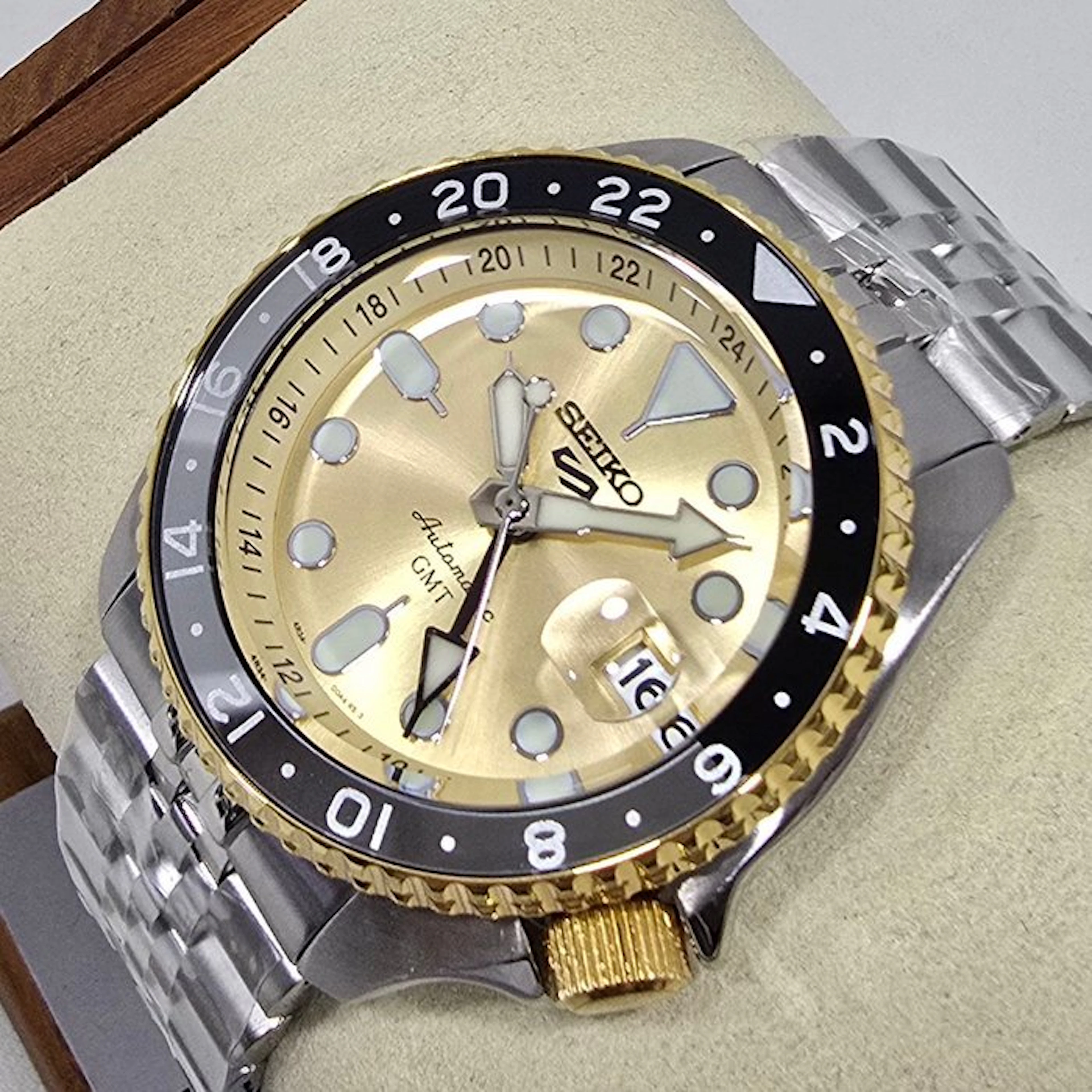 Seiko - Seiko 5 Sports GMT Limited Edition "70th...