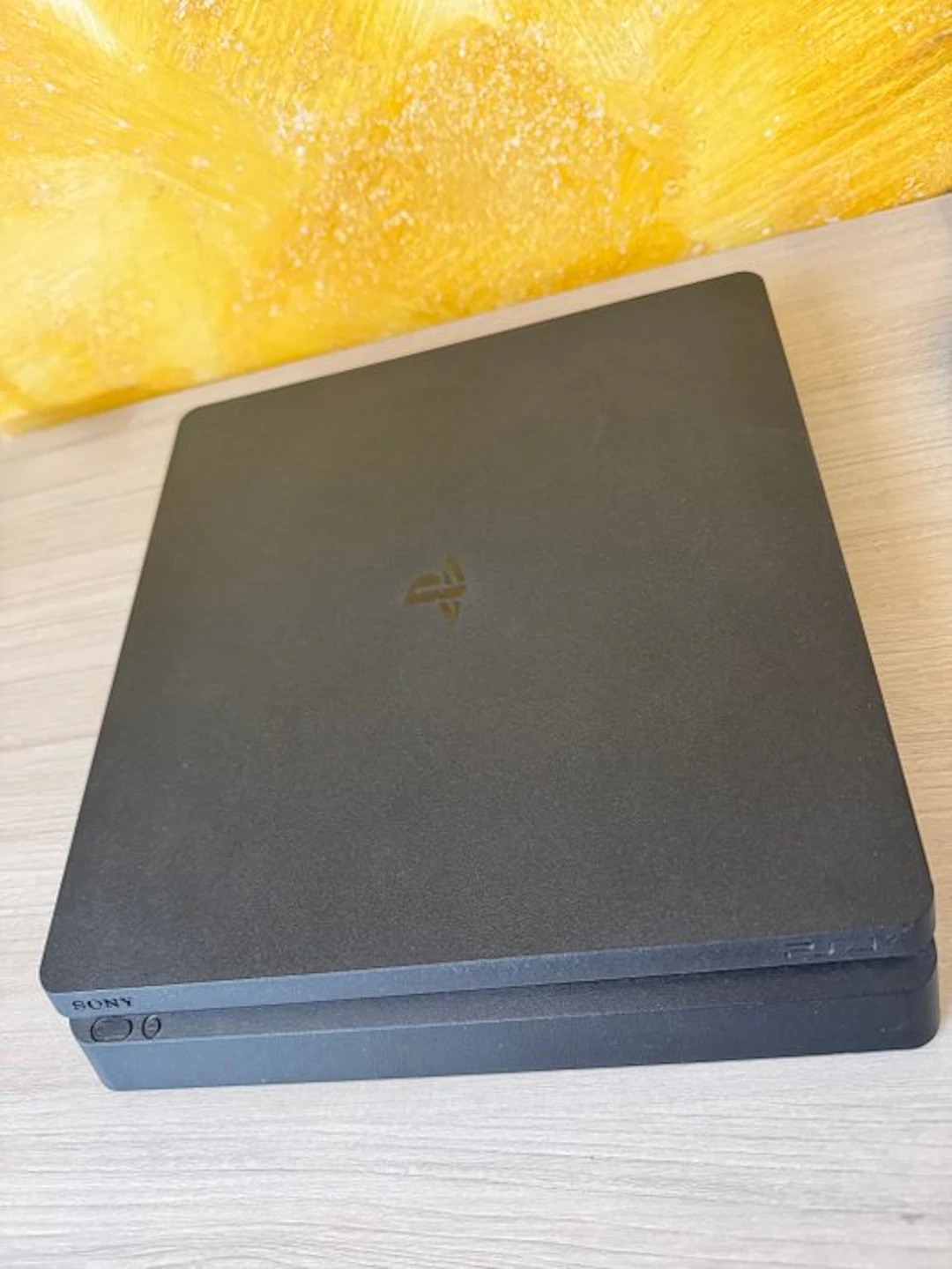 Sony - Playstation 4 (PS4) - Ps4 slim 1tb (praticamente...