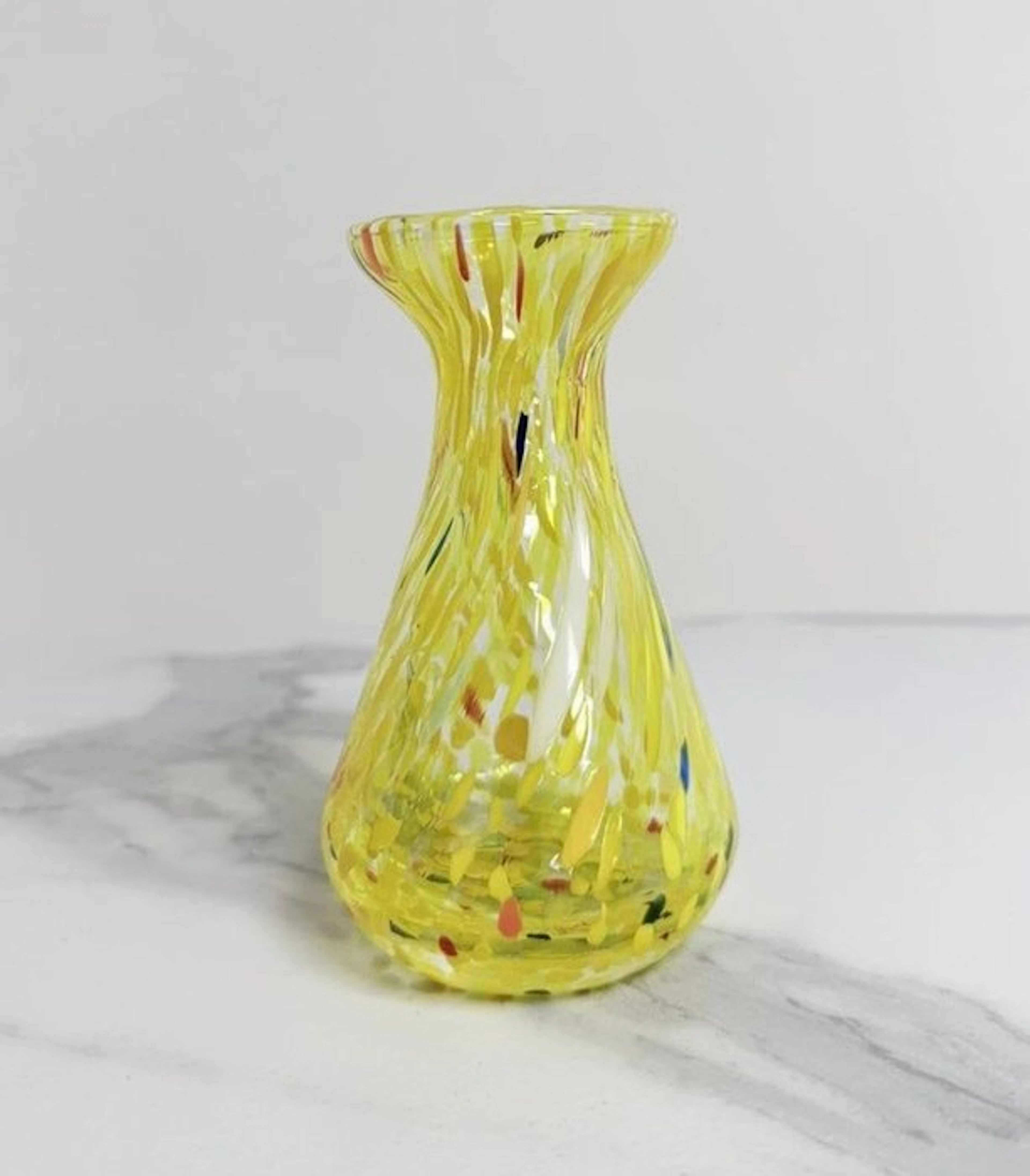 Vase - Hand-blown glass. - Made in Italy