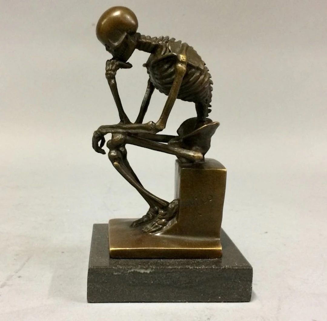 Sculpture, De Denker als skelet - parodie op Denker van Rodin - 15 cm - Bronze