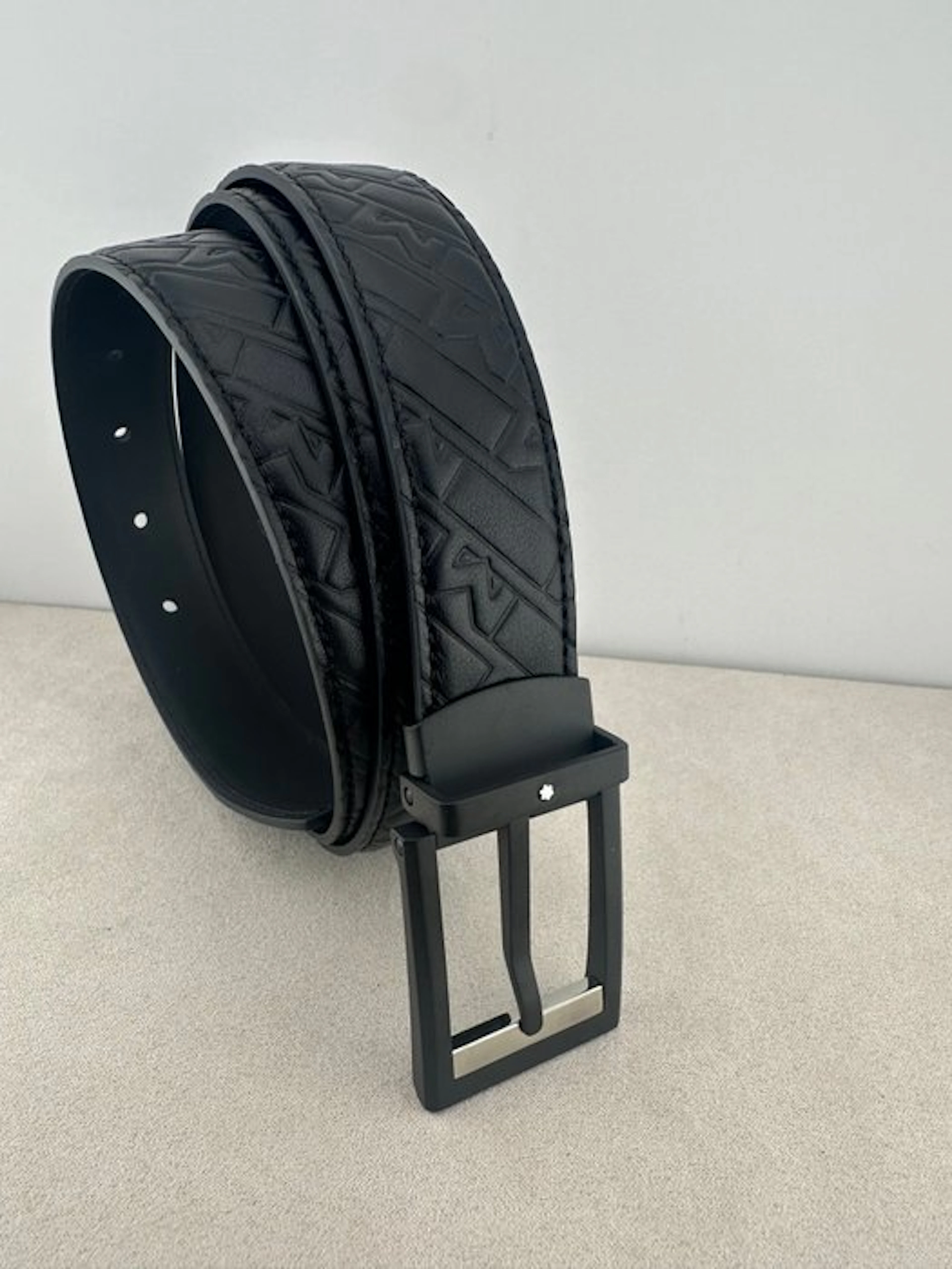 Montblanc - adjustable & reversible belt M motif - Belt
