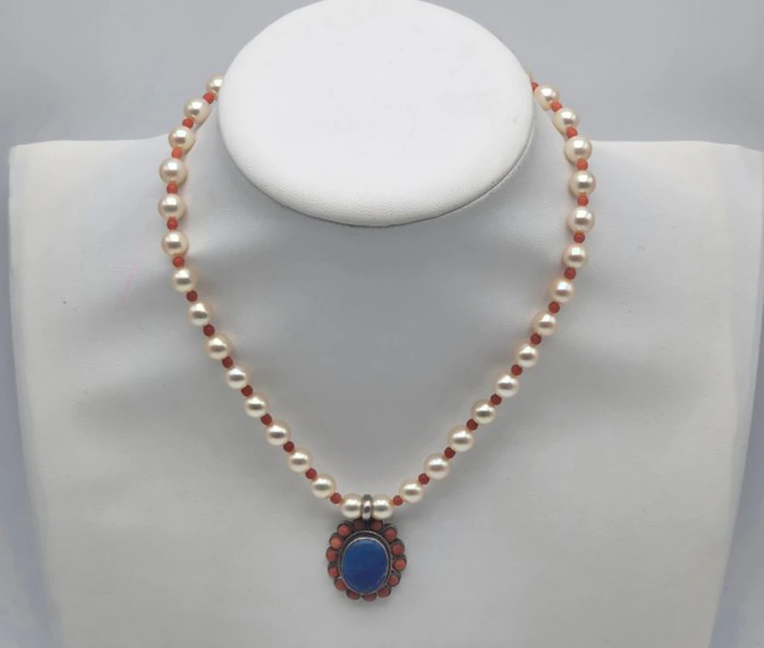 No reserve price - Necklace Silver, Bodycolor Cream Pearl - Coral