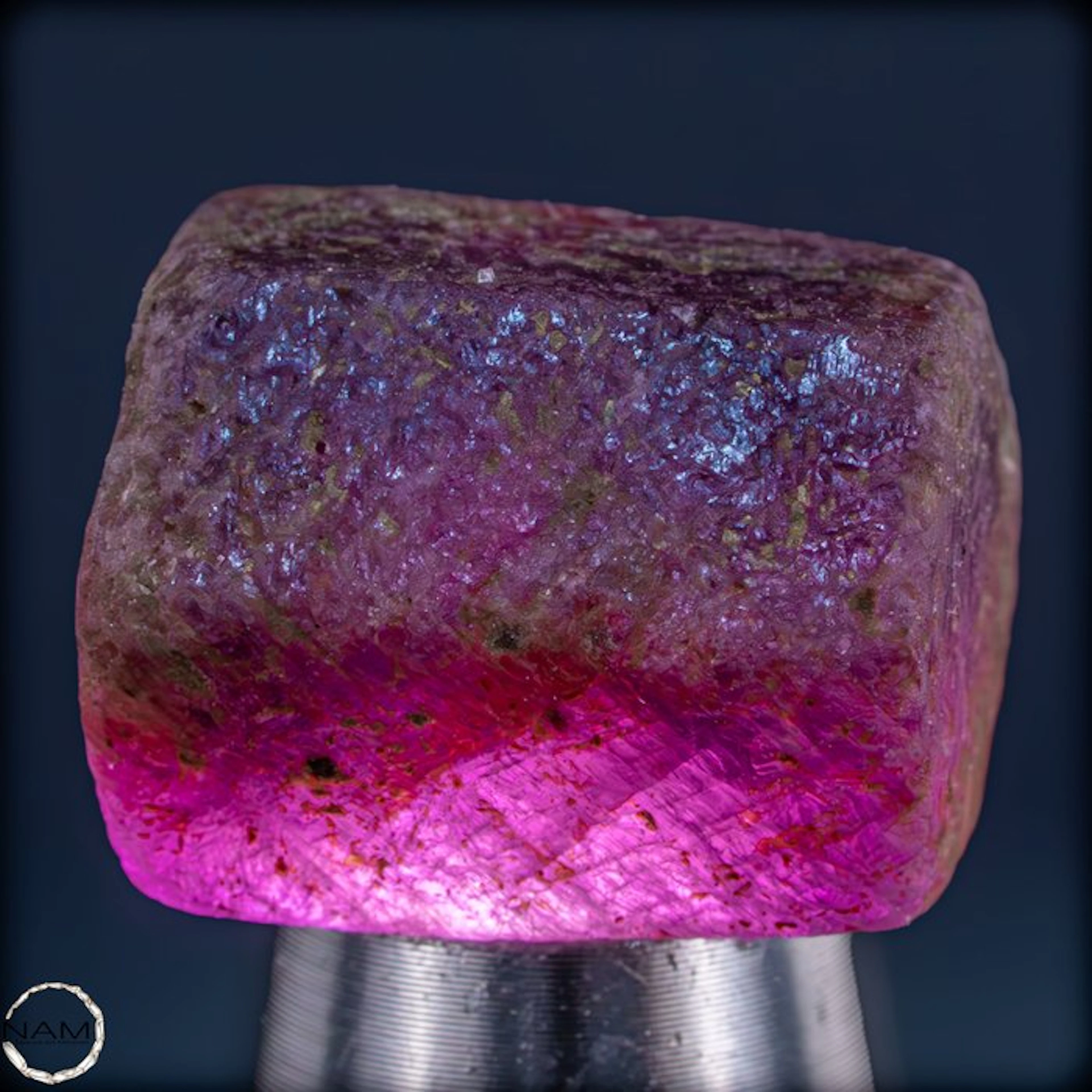 Natural, rarer Padparadscha sapphire – Rough crystal with...
