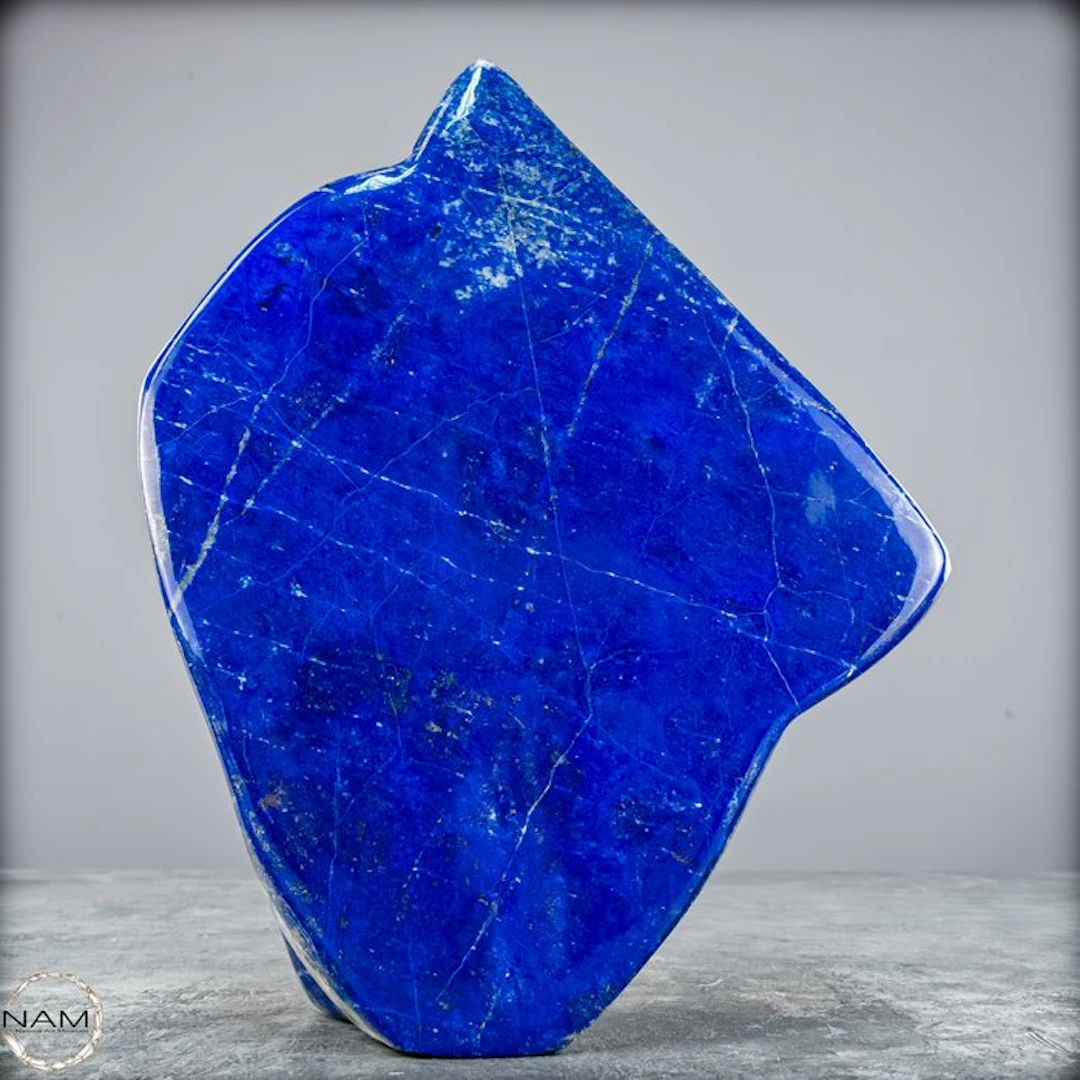Very Decorative Royal Blue Lapis Lazuli Sculpture- 2778.23 g
