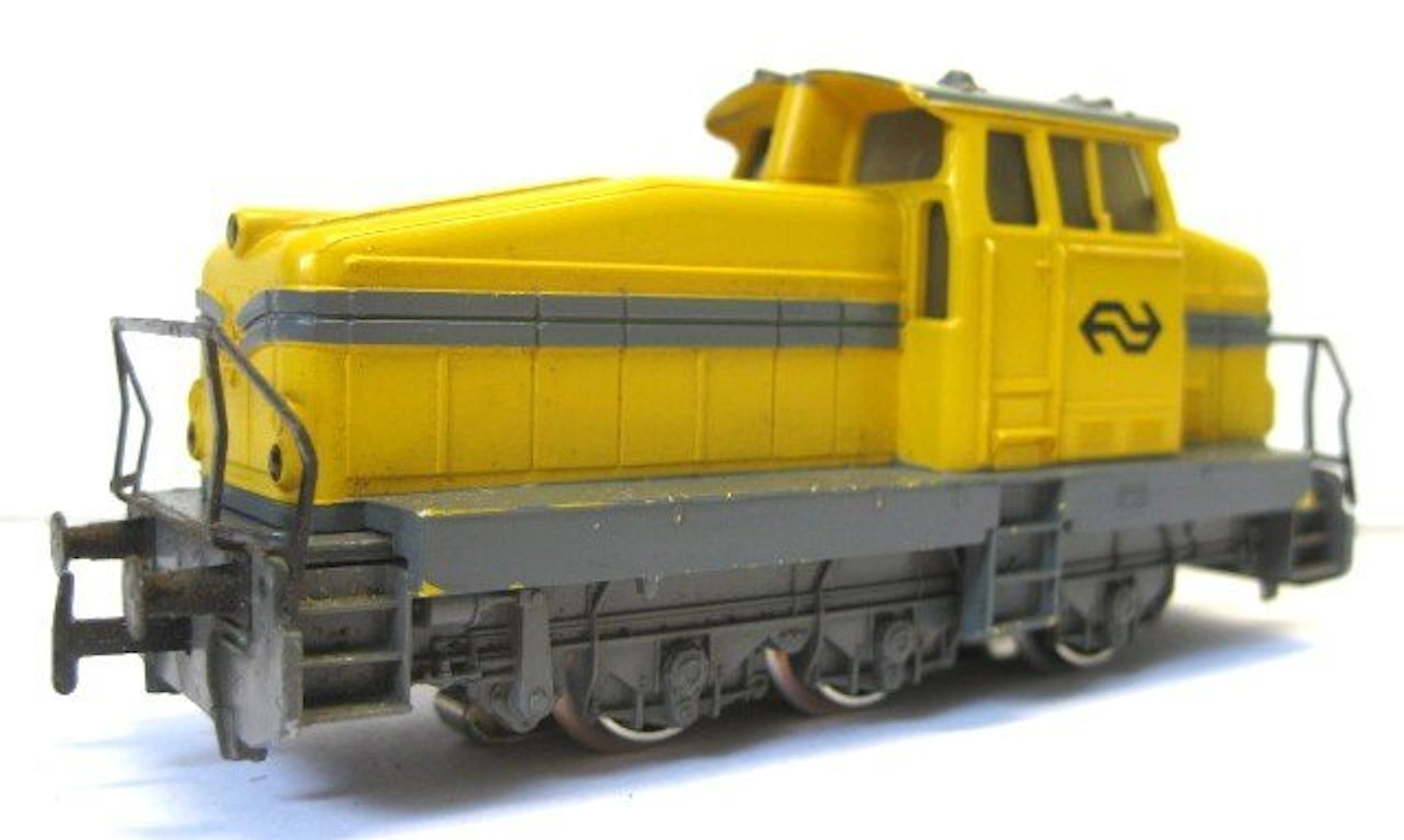 Märklin H0 - 0988 - Model train locomotive (1) - Rangeer DieselLoc DHG500 - NS