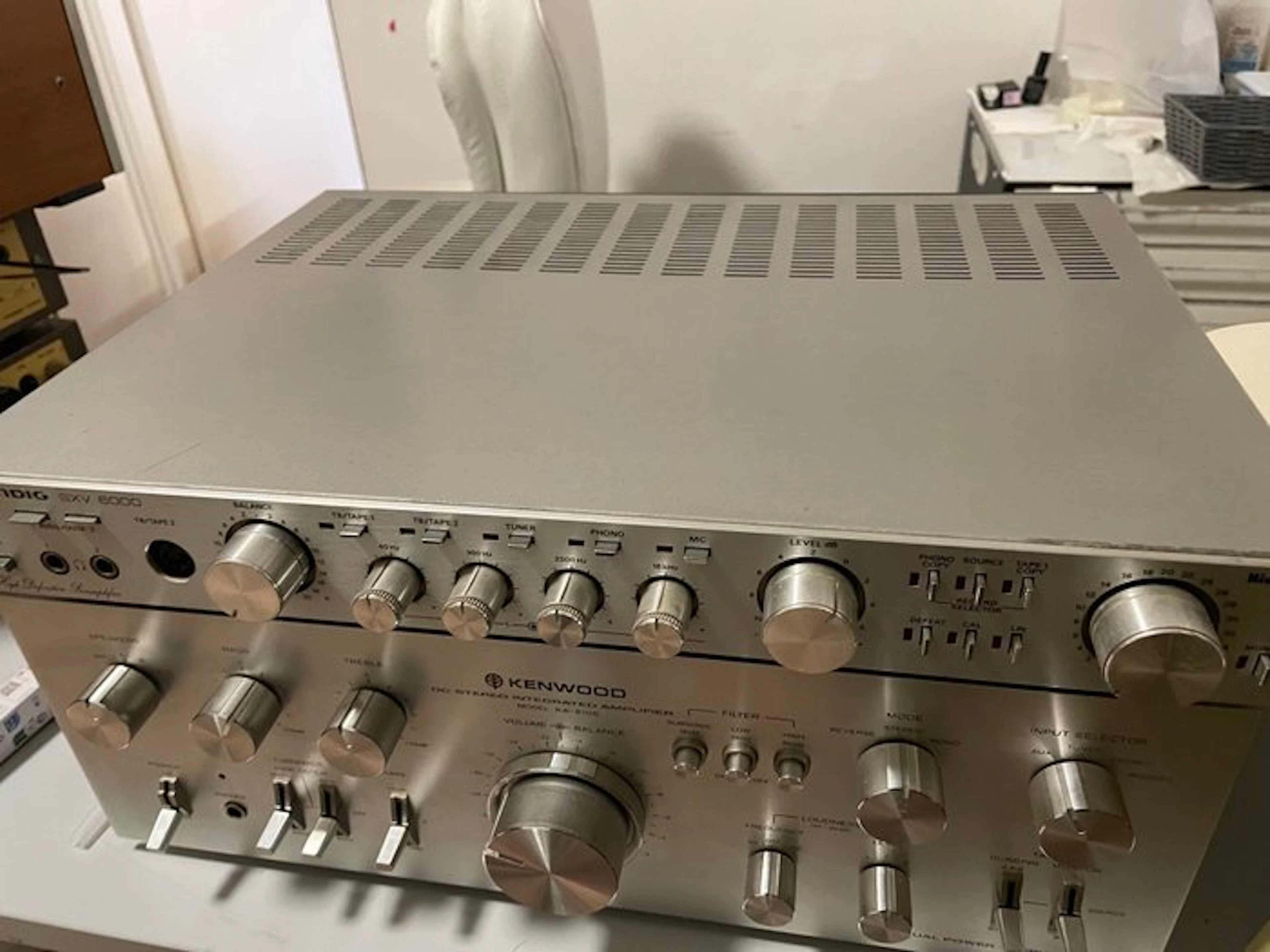 Grundig - SXV 6000 'High Definition' Preamplifier
