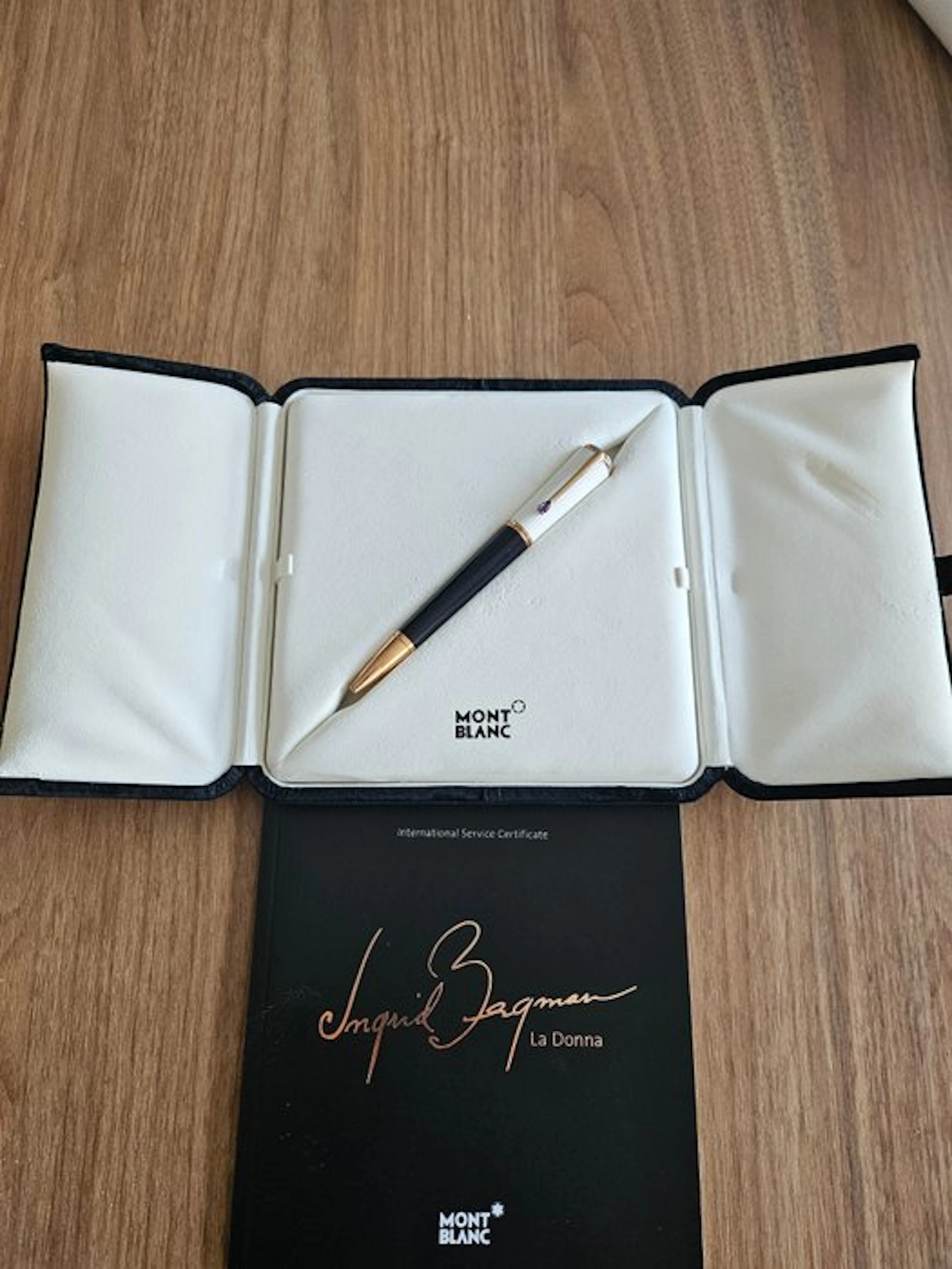 Montblanc - Ingrid Bergman La Donna - Ballpoint pen