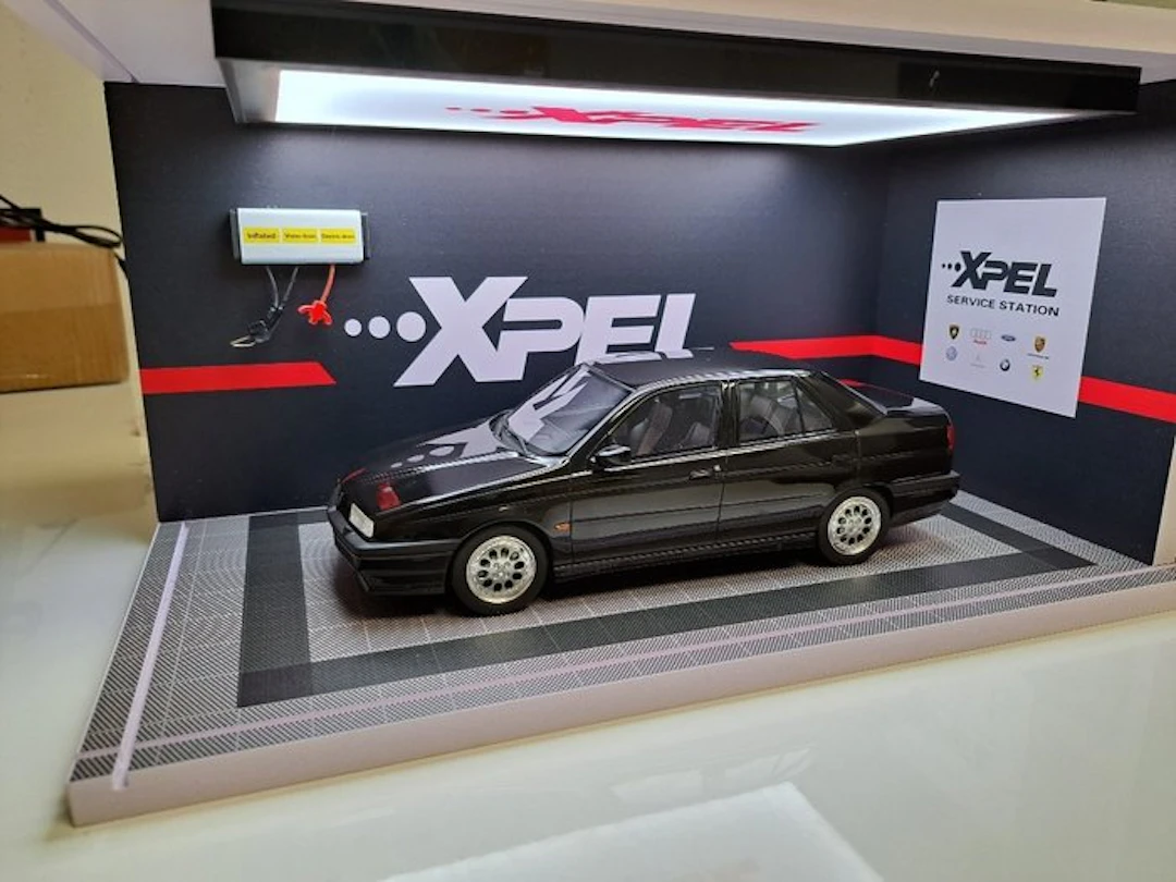 SD-modelcartuning 1:18 - Model car - Service Parking...