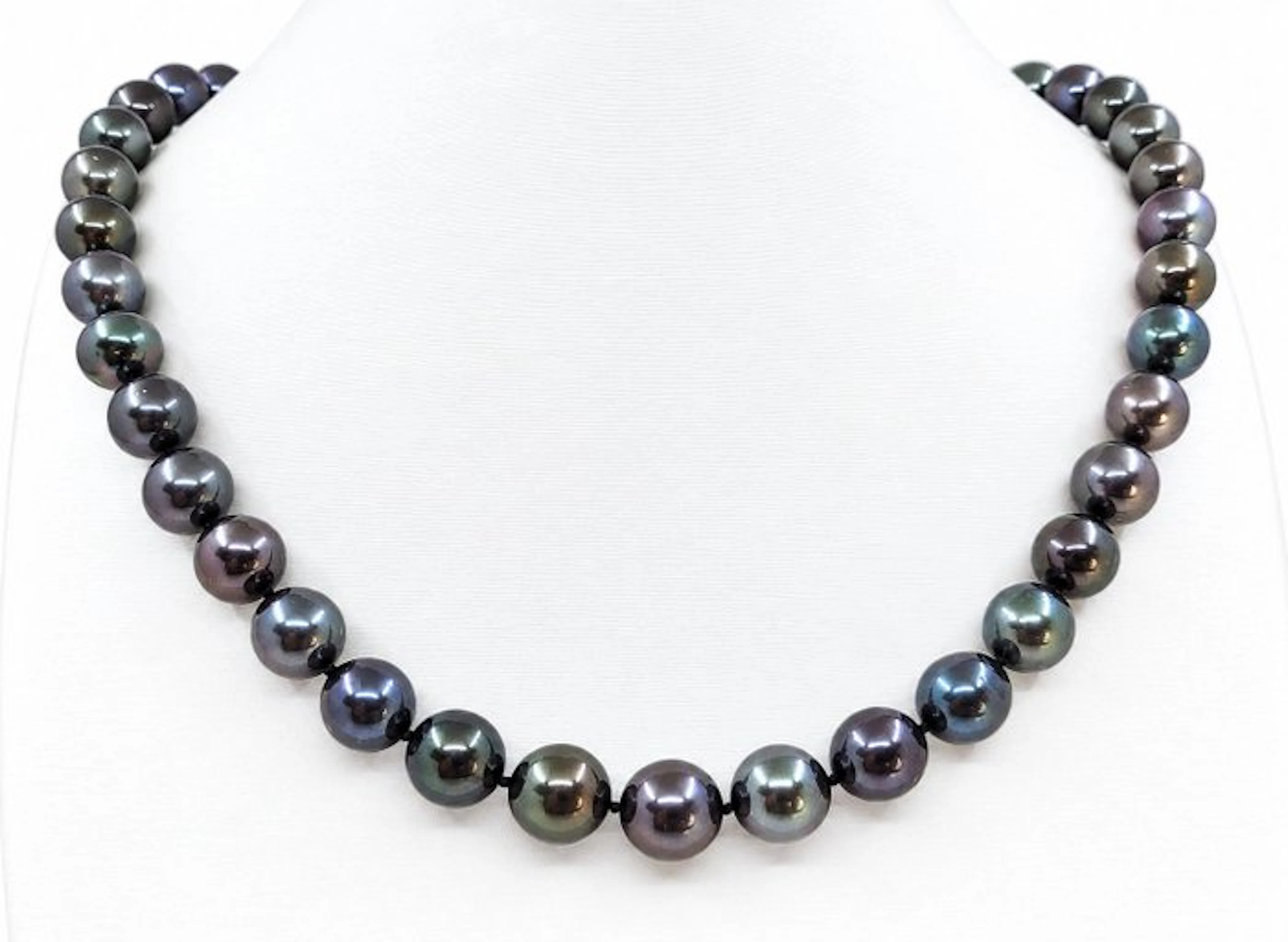Necklace PSL Certified Black Tahitian Pearls - 8.0x10.5mm