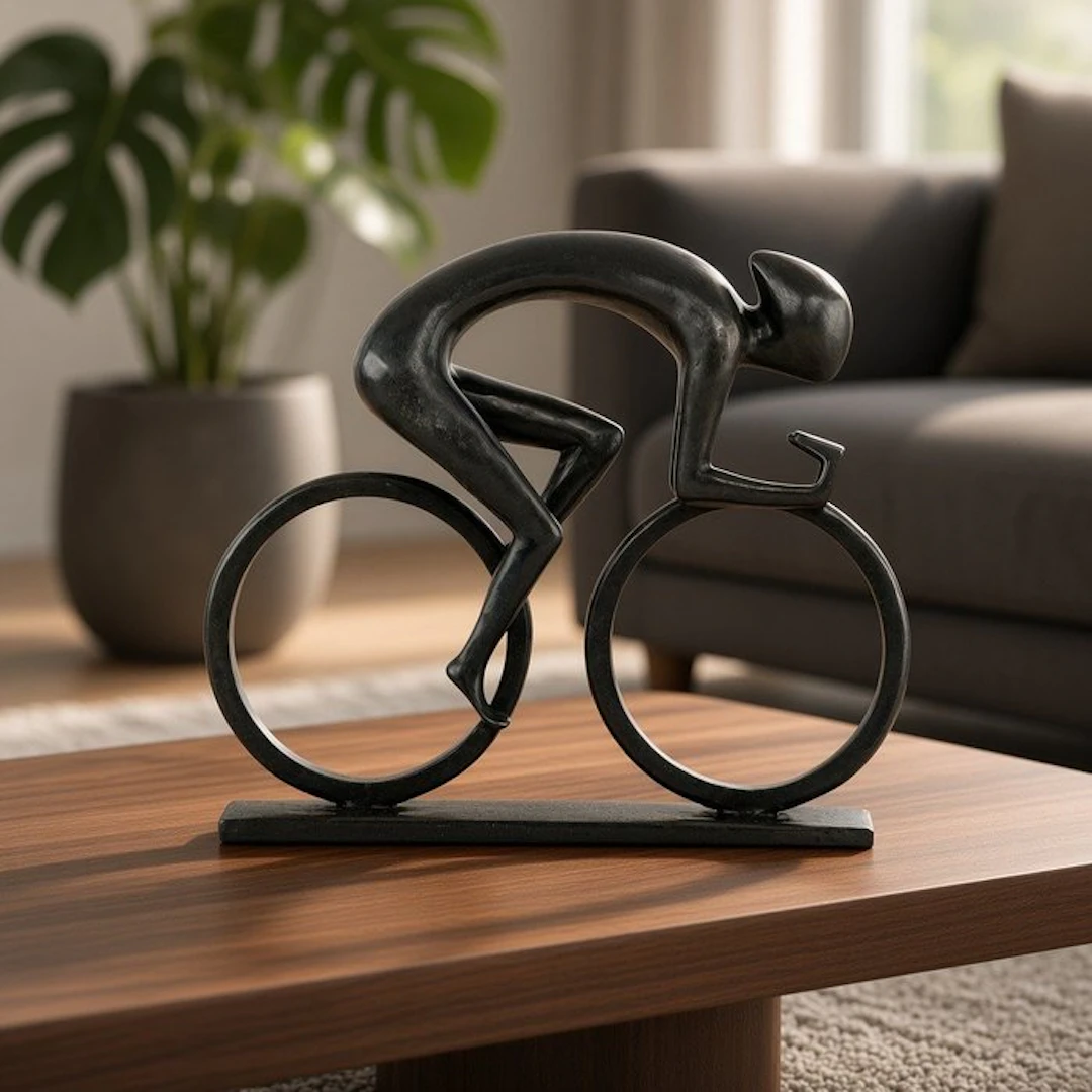Sculpture, Cyclist at Full Speed - 26 cm in length - 23 cm - Bronze