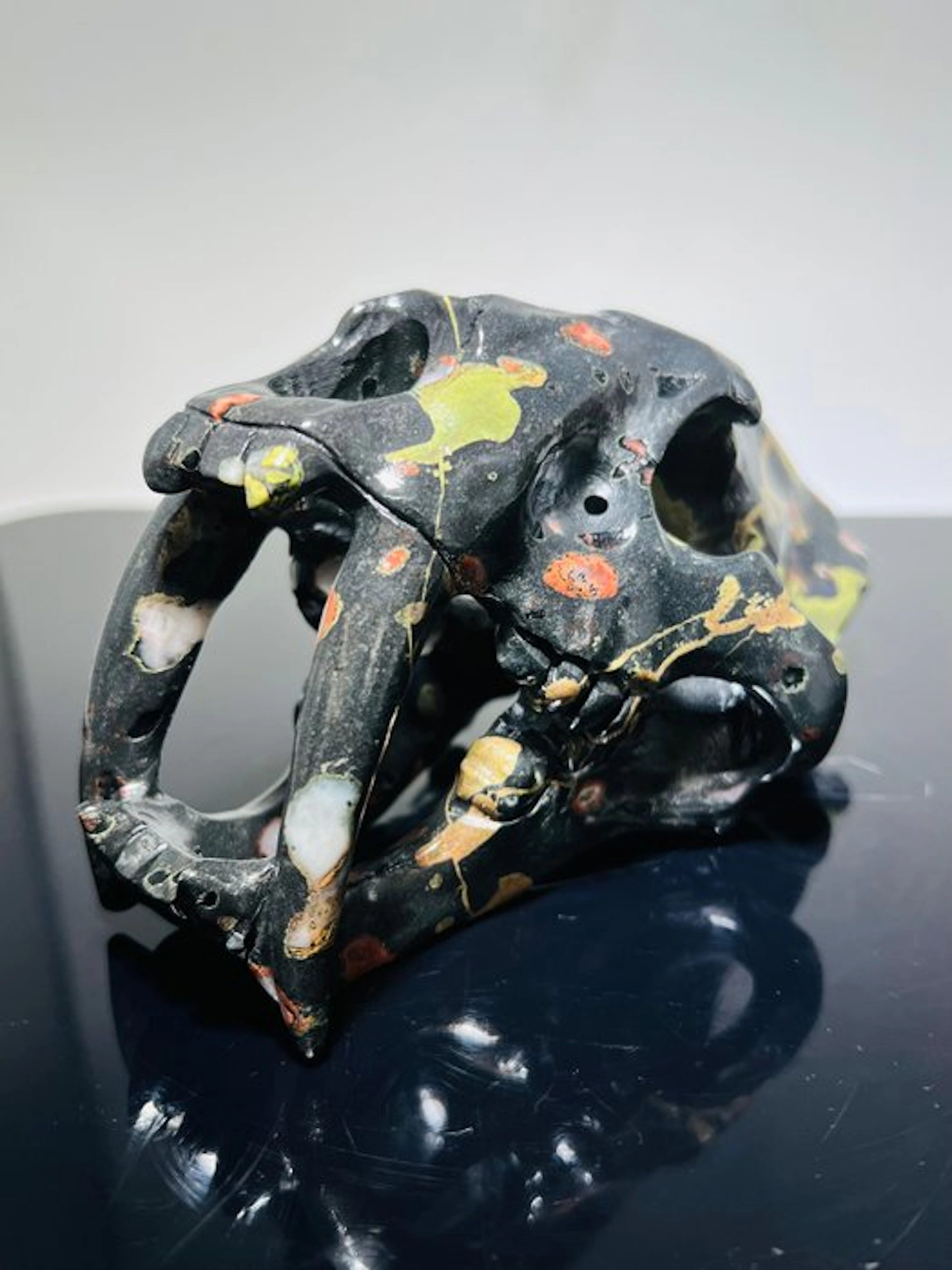 Sabertoothed Tiger - Black Jasper - realistic carving...