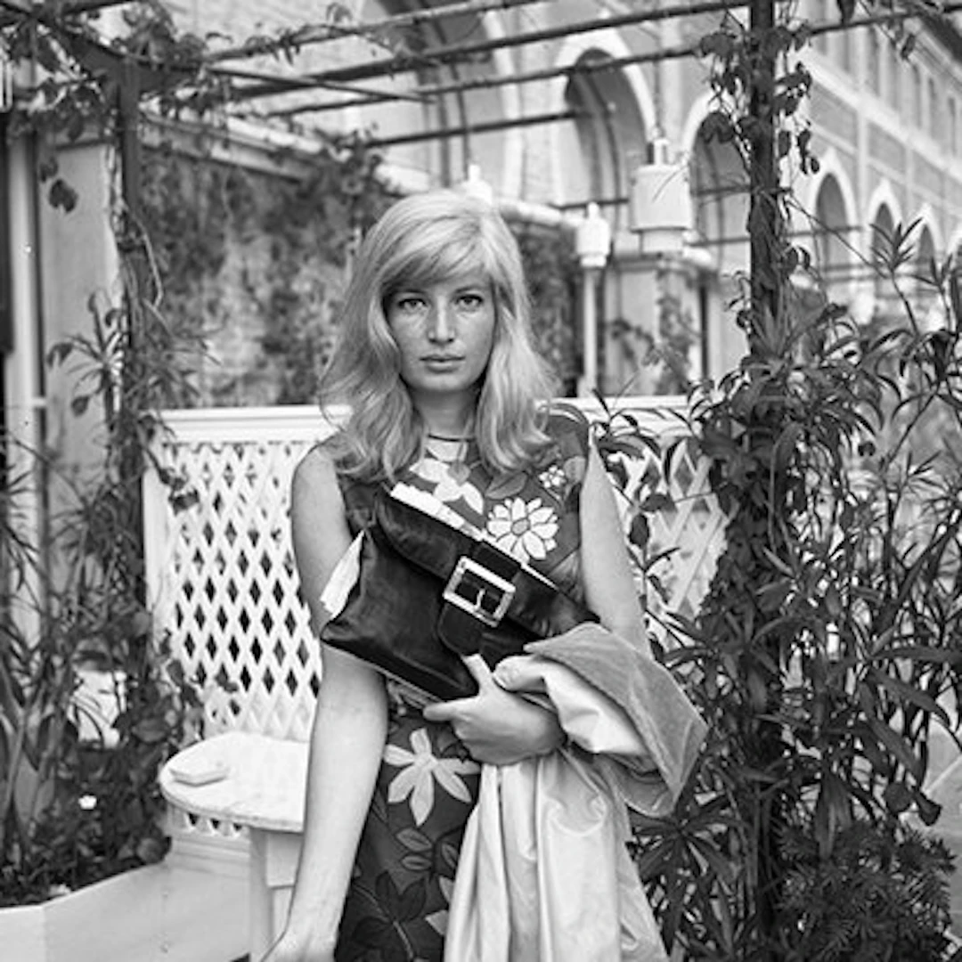 Camerapohoto Epoche/Vittorio Pavan - 75-Vitti Monica, Venezia Lido anni"60