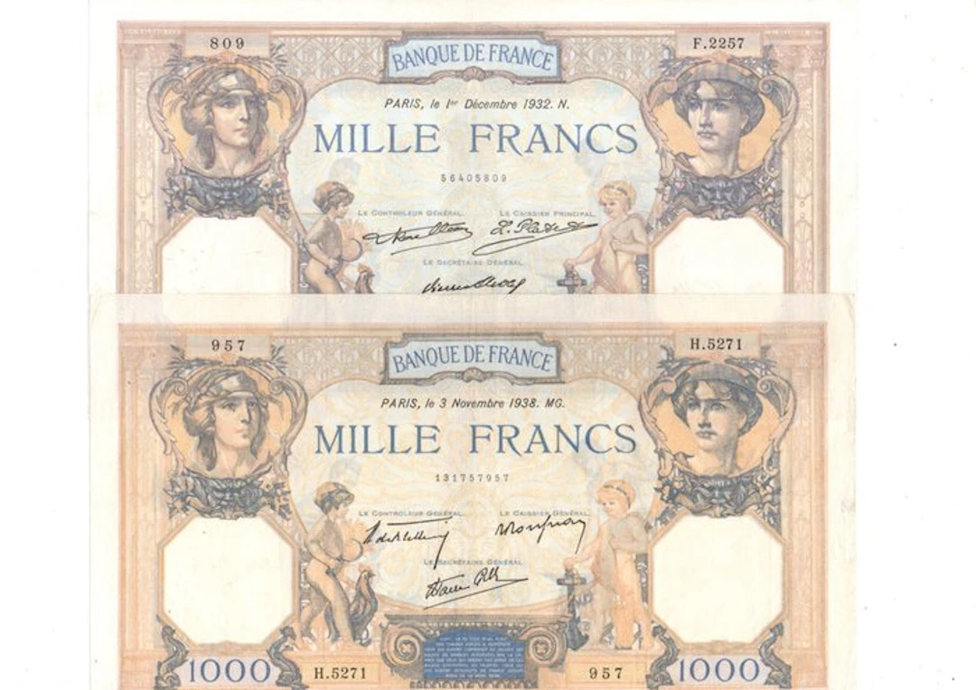 France. - 2 x 1000 Francs - various dates - Pick 79b, 90c (No reserve price)