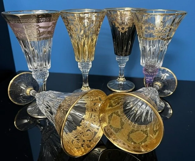 La maison du Lia - Chalice (6) - Opulent carved