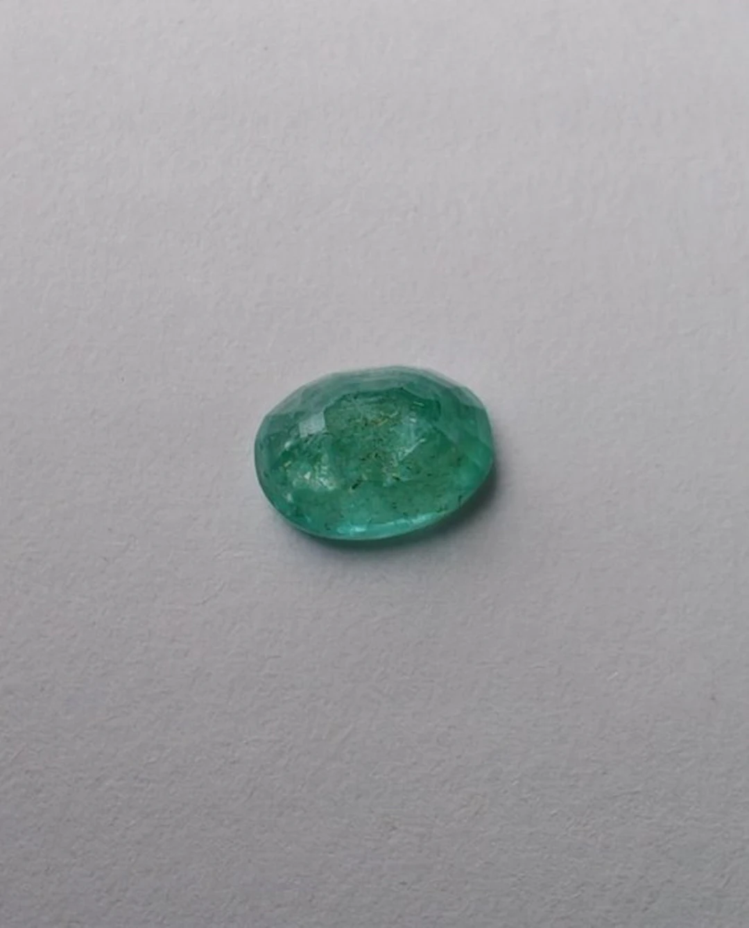 1 pcs Green Emerald - 2.69 ct - International Gemological...