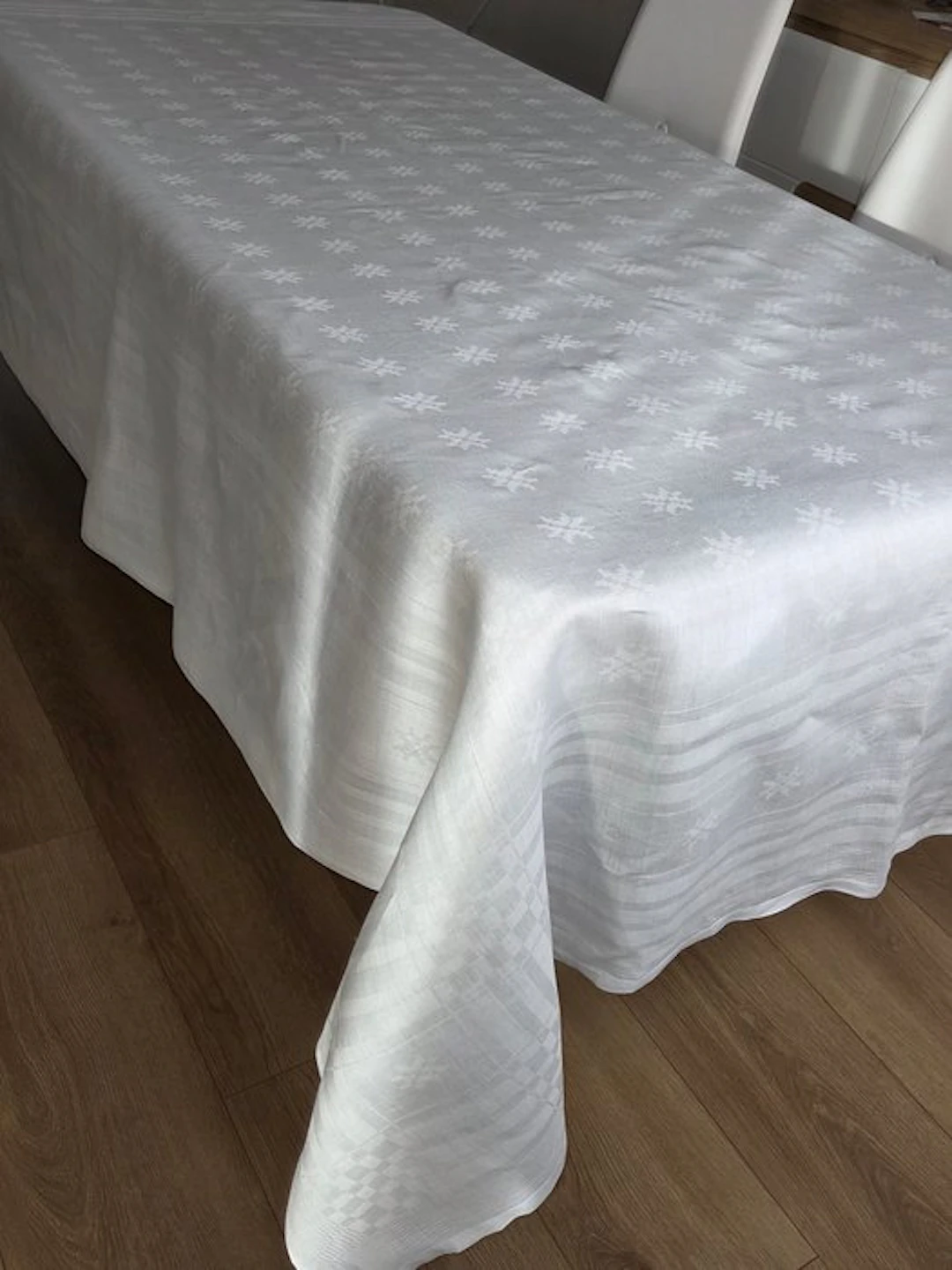 Tablecloth - 235 cm - 170 cm