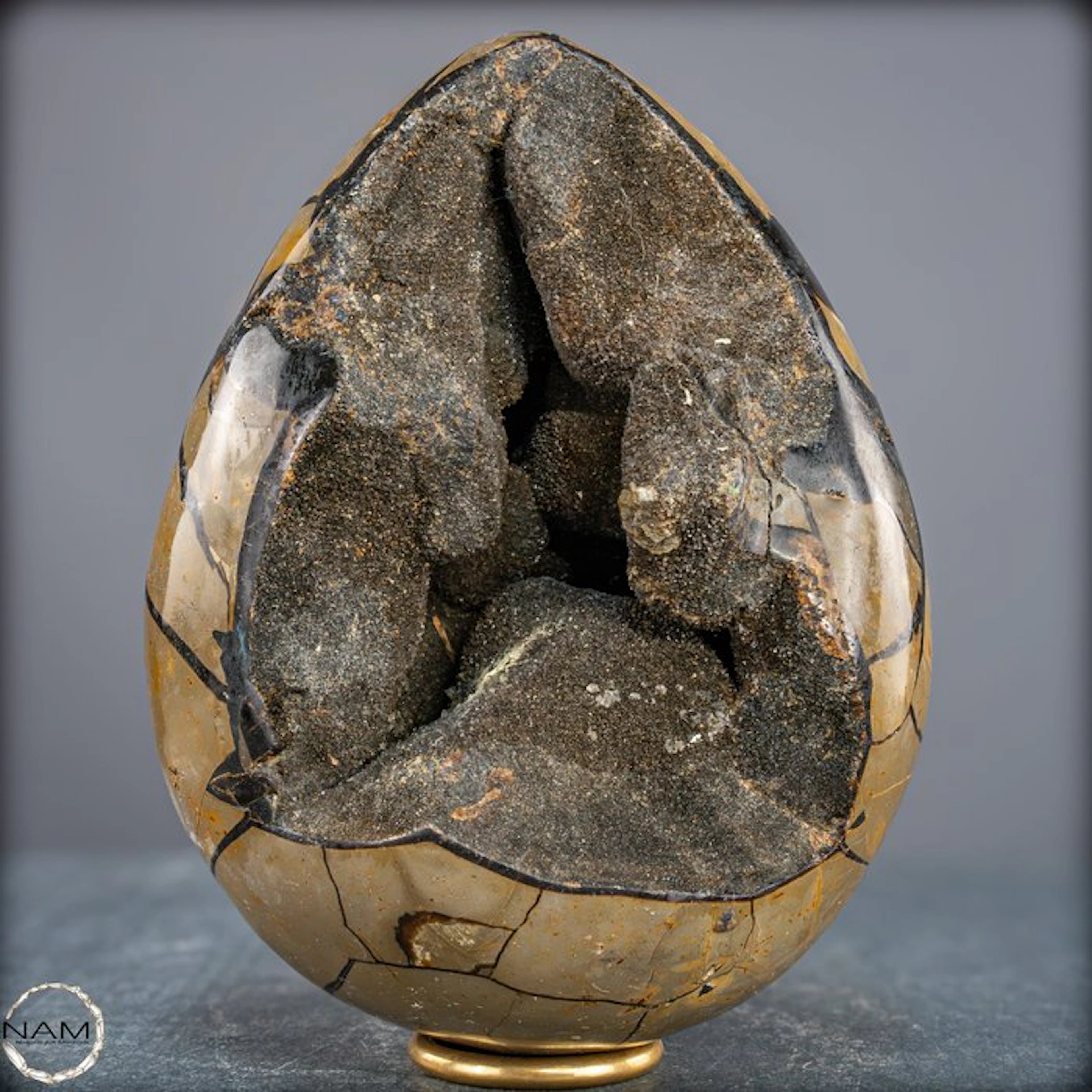 Septarian Calcite Geode Egg – Monumental Luxury Object...