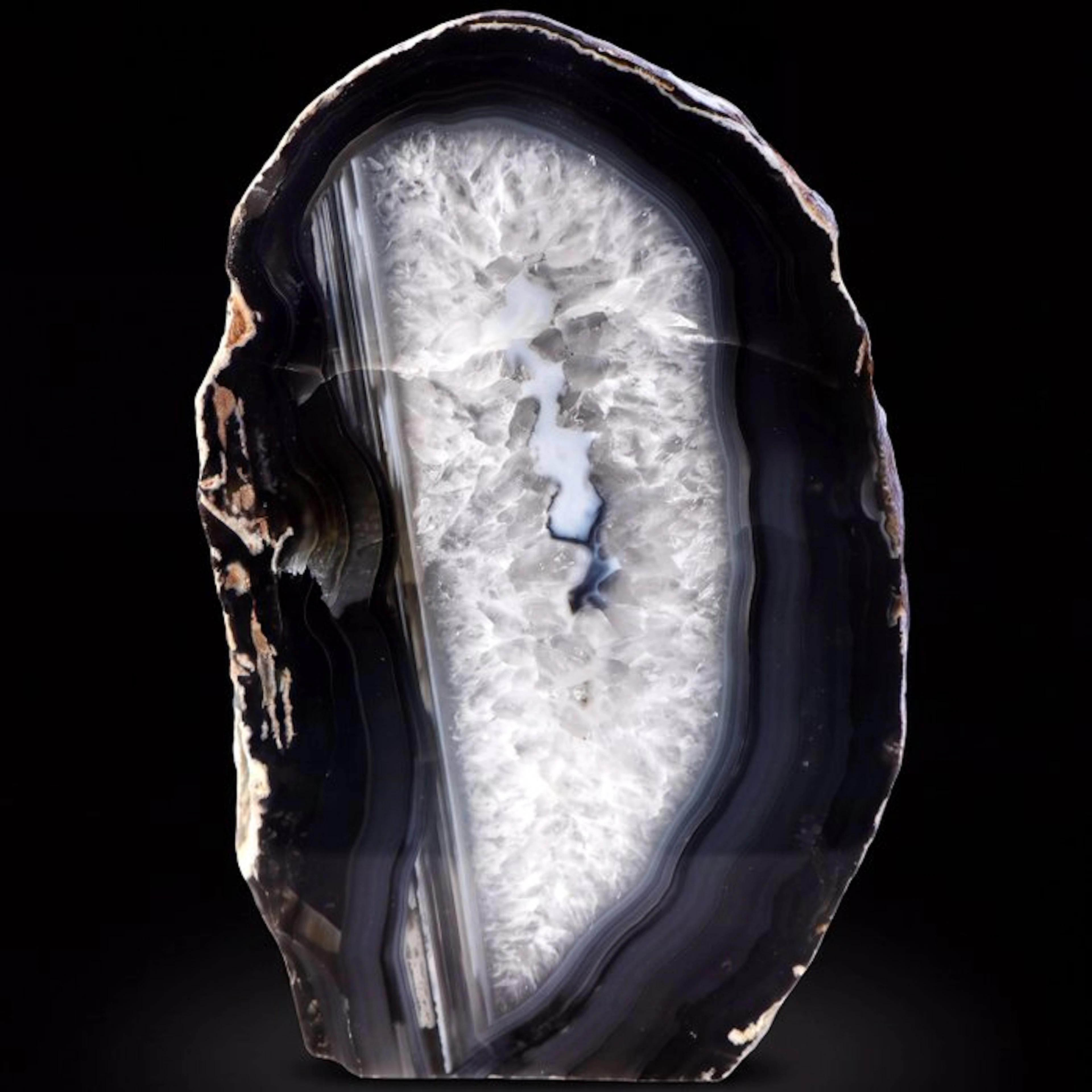 Black Agate - 16x10x7 cm - Geode- 1.9 kg