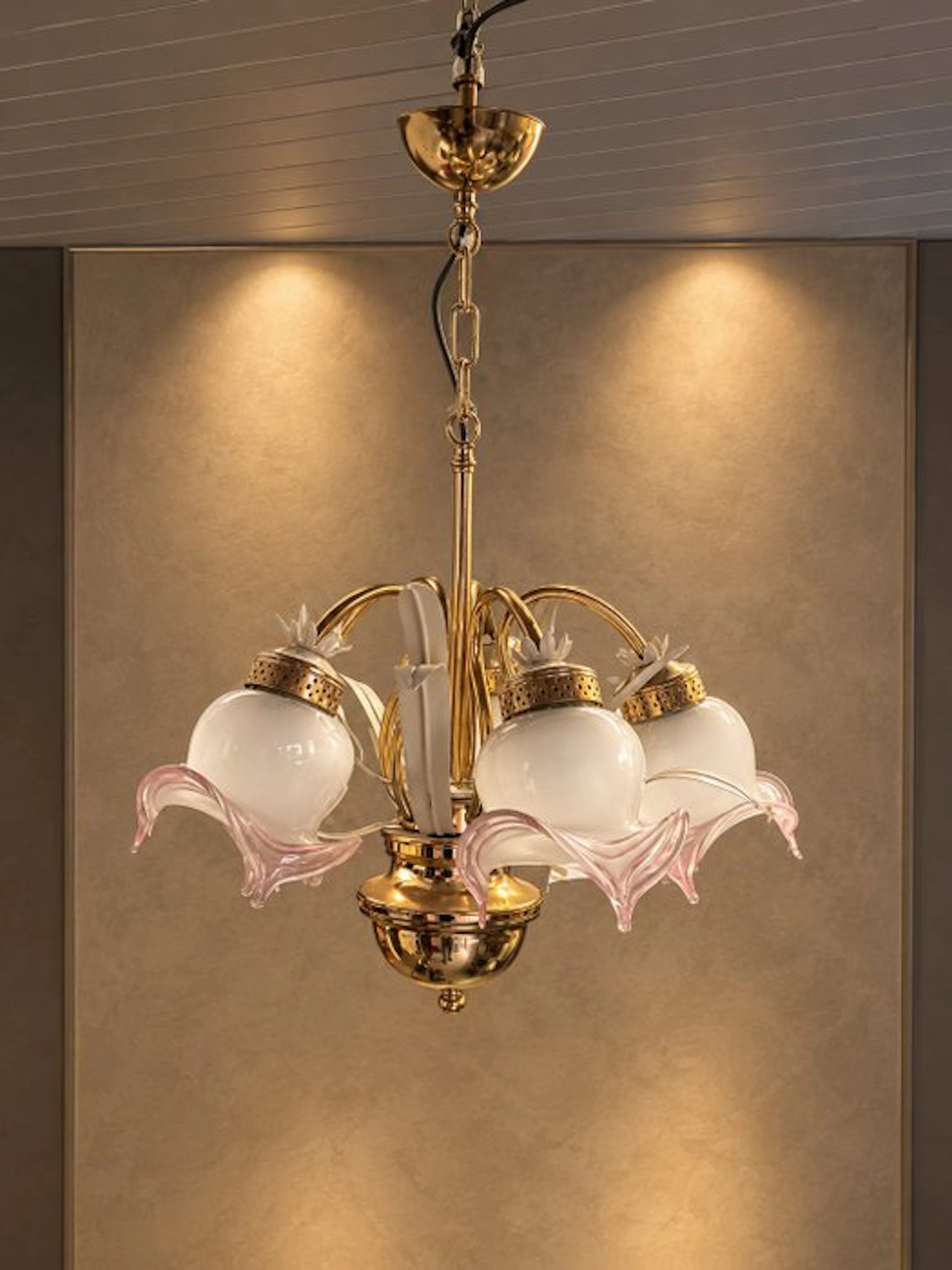 Chandelier - Gilt brass