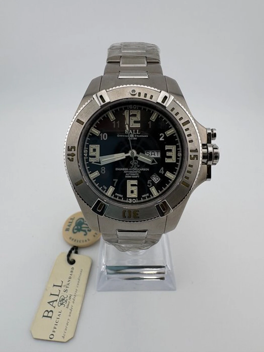 Clock - BALL Watch Company - Pure Titanium - Engineer...