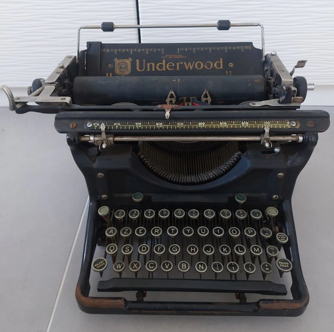 Underwood Standard - Typewriter - 1930-1940