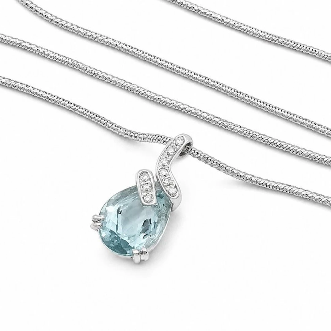 Necklace with pendant - 18 kt