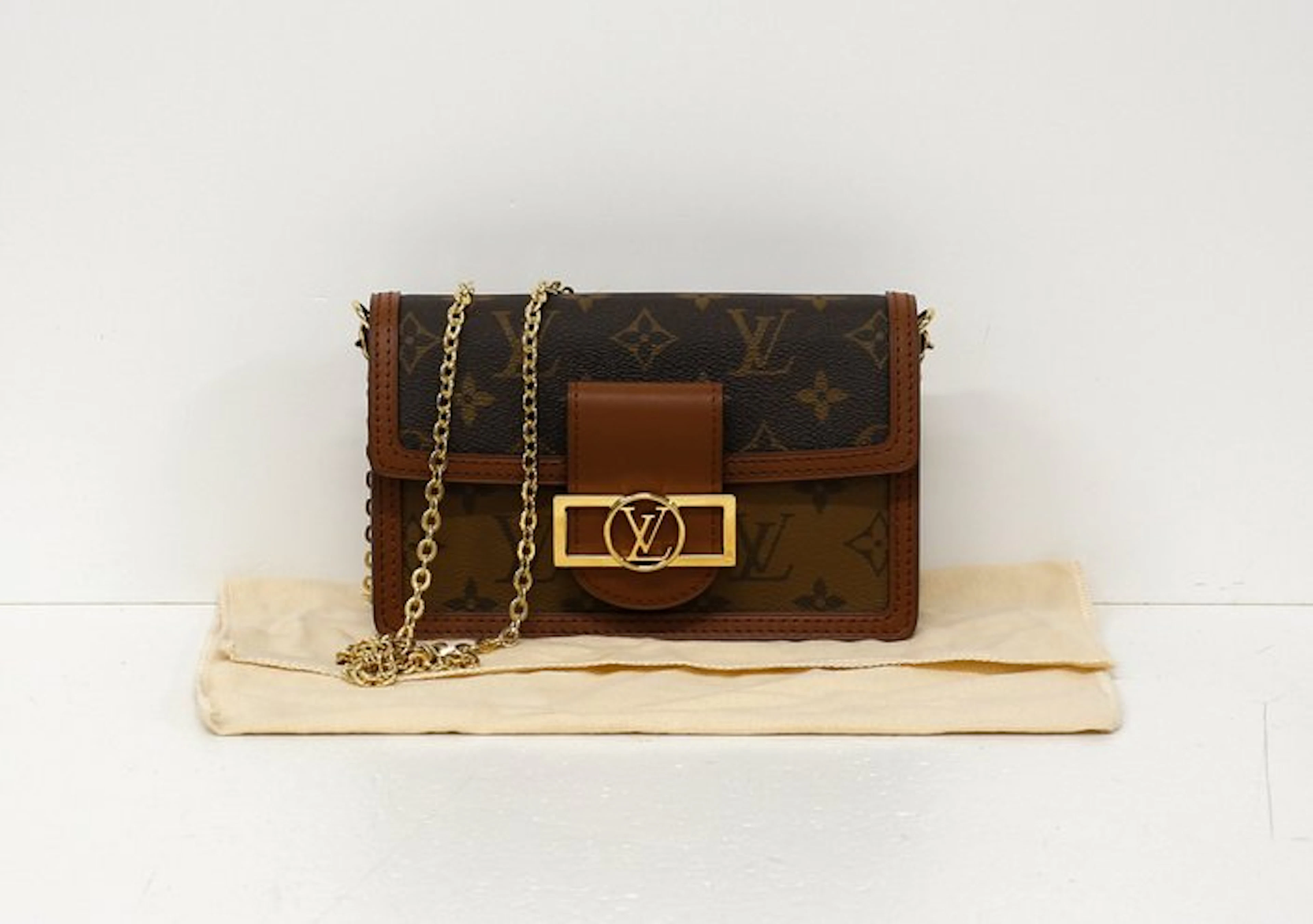 Louis Vuitton - Dauphine Mini - Bag