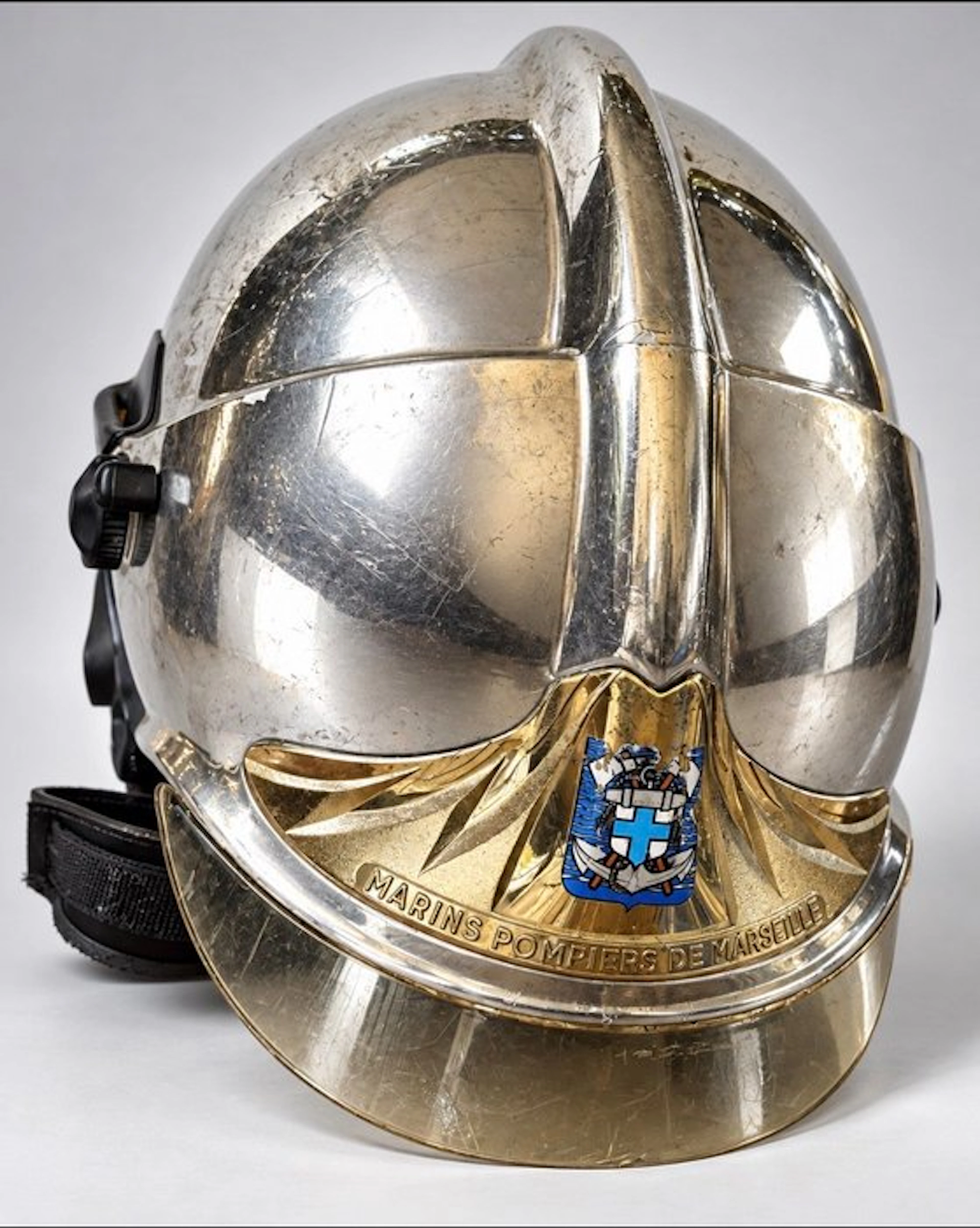 France - Military helmet - MSA Gallet F1 Firefighter...