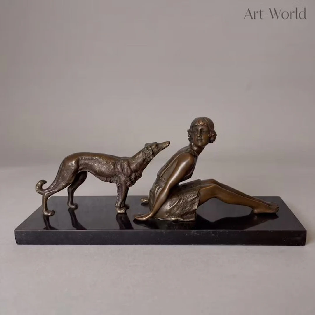 Statue, Exclusief bronzen sculptuur (29 cm) van vrouw met...