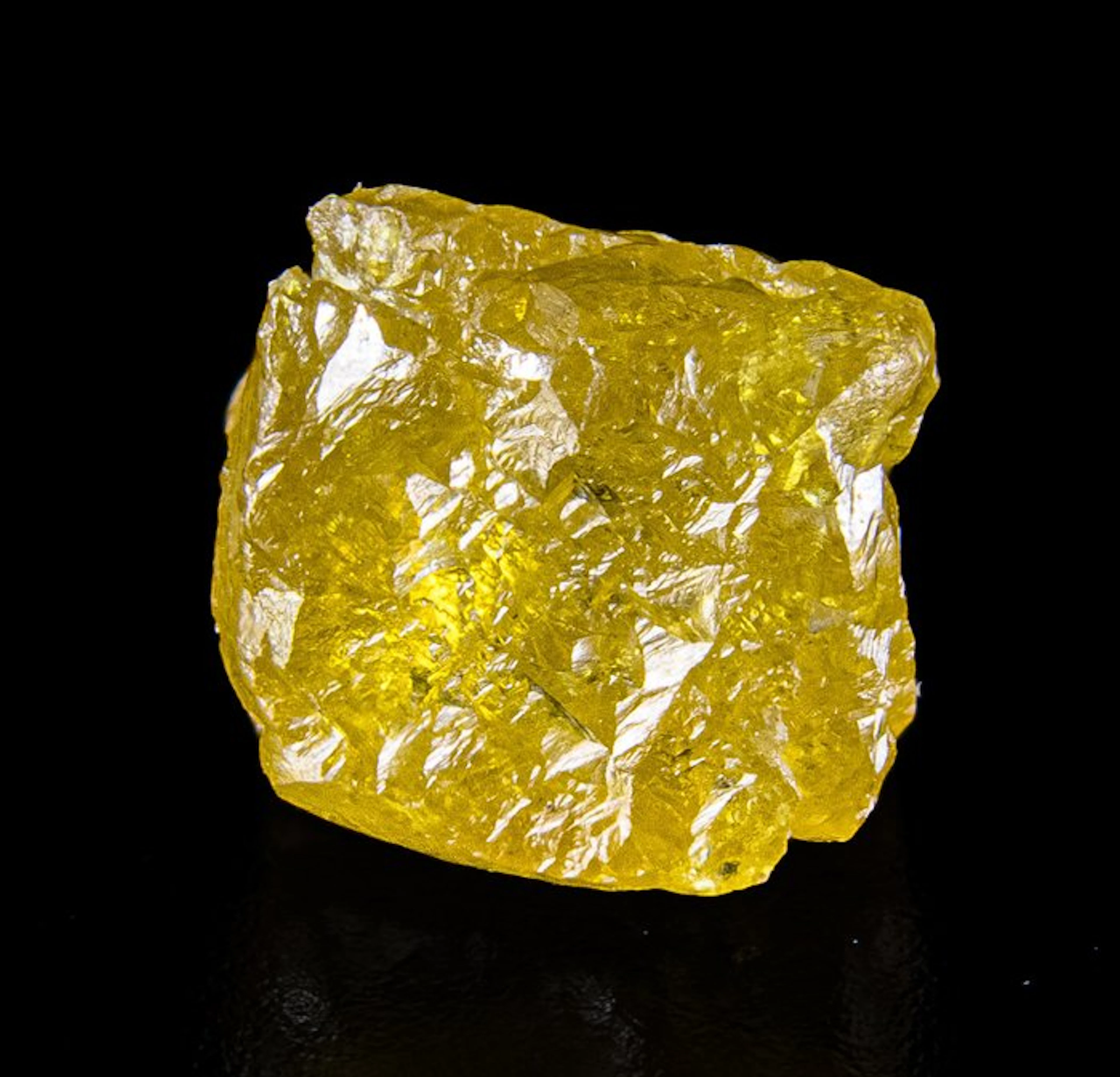 DIAMOND Fancy Intense Yellow - EXCEPTIONAL VVS - NO...