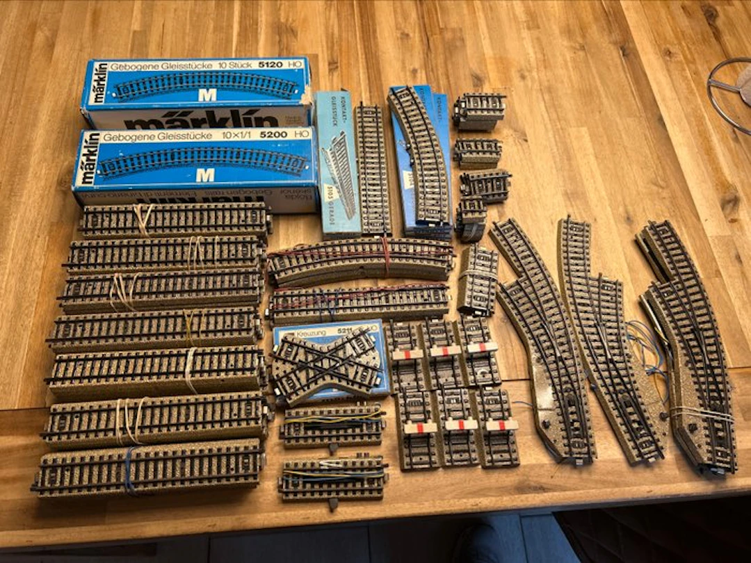 Märklin H0 - Model train building kits (102) - Assortment...