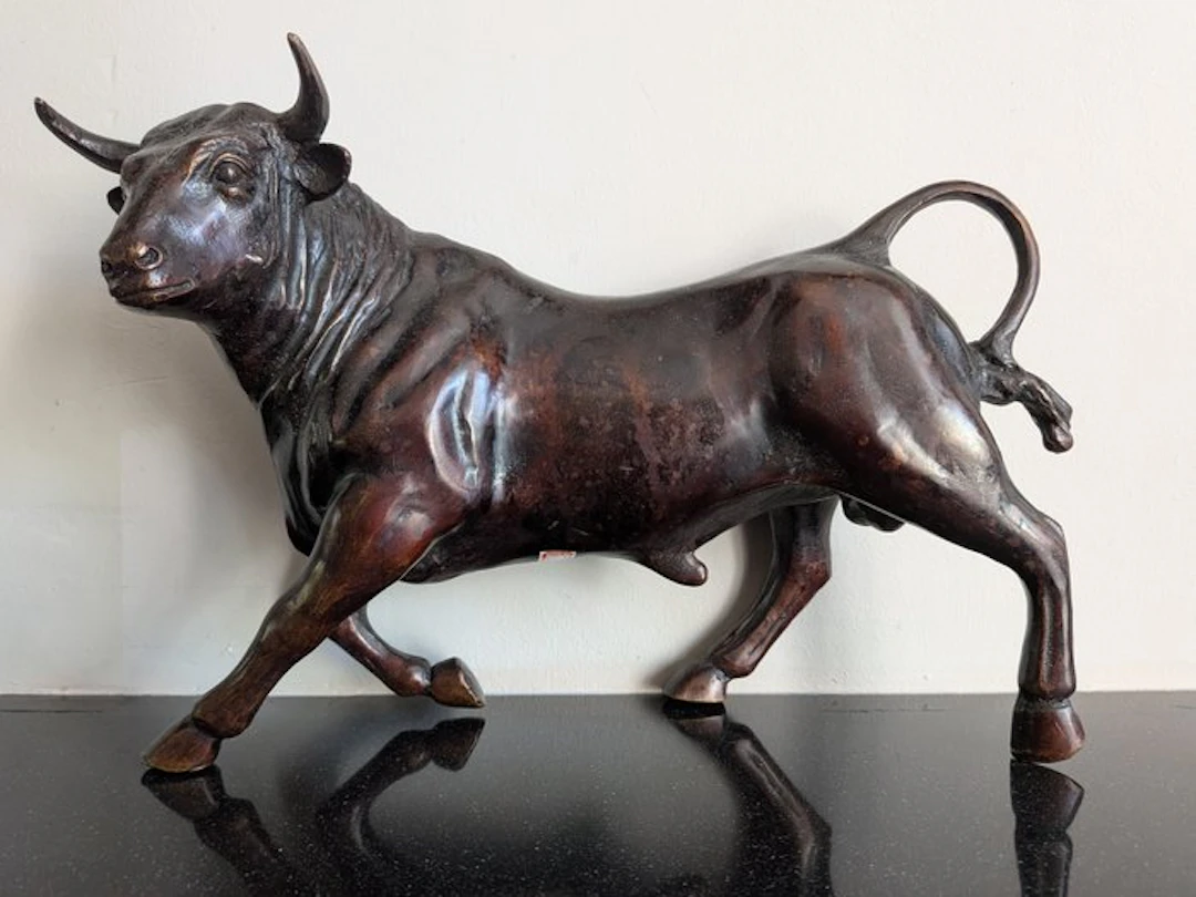 Statue, Karaktervol en gedetailleerd bronzen beeld van...