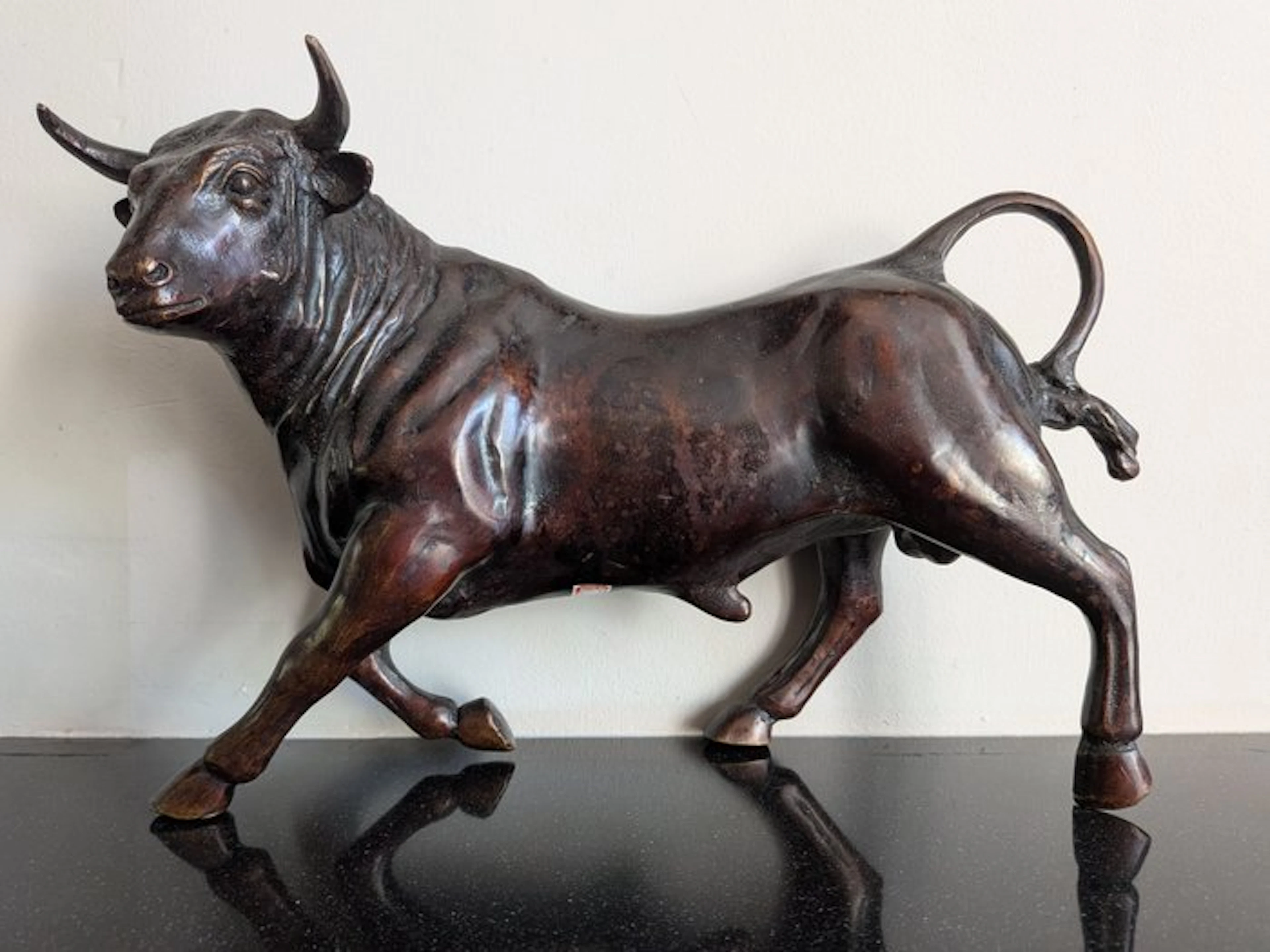 Statue, Karaktervol en gedetailleerd bronzen beeld van...