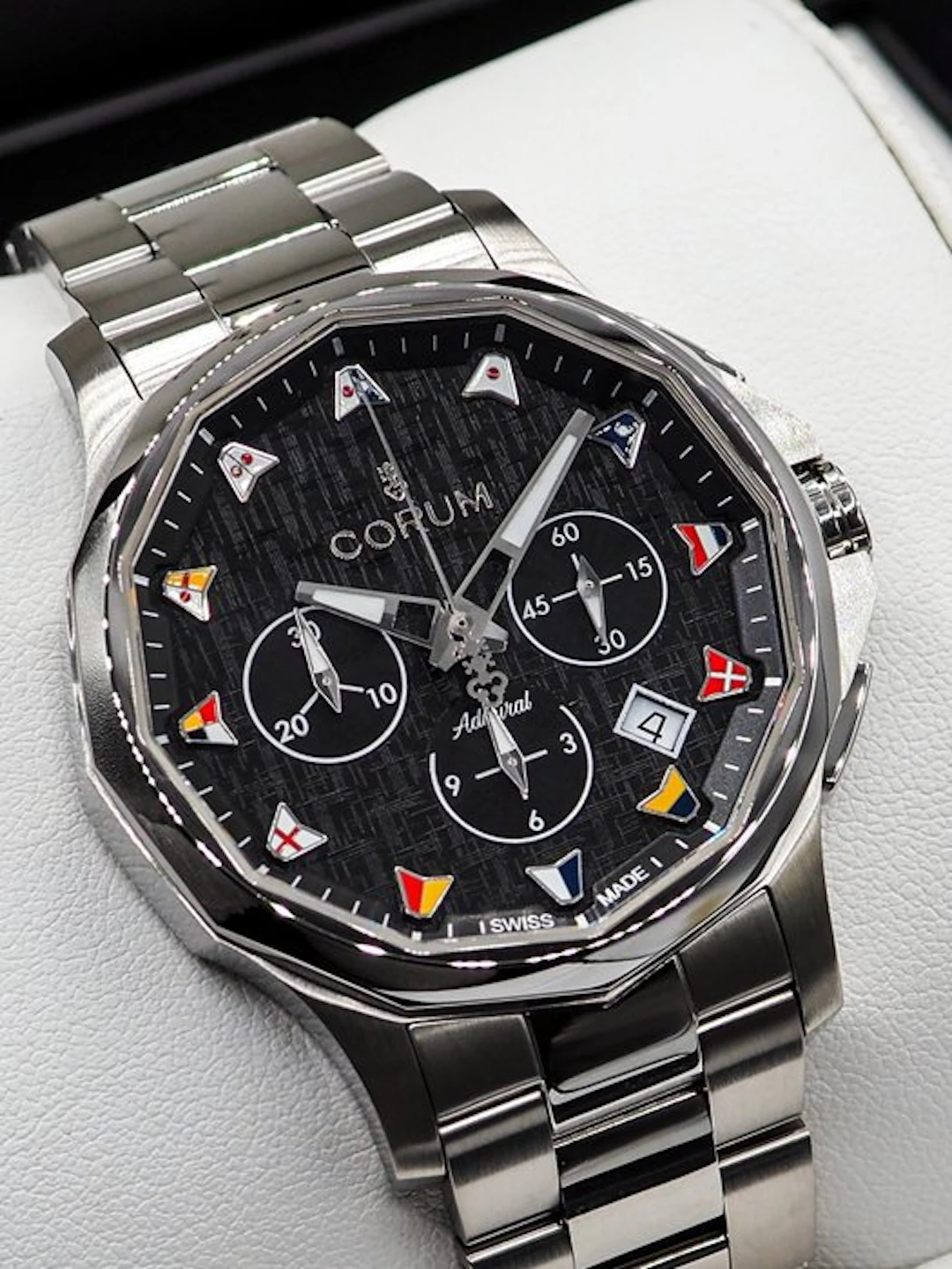 Corum - Admiral - No reserve price - * BRAND NEW *...
