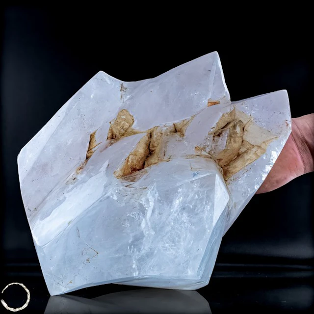 Lemurian Quartz – Monumental crystal step with...