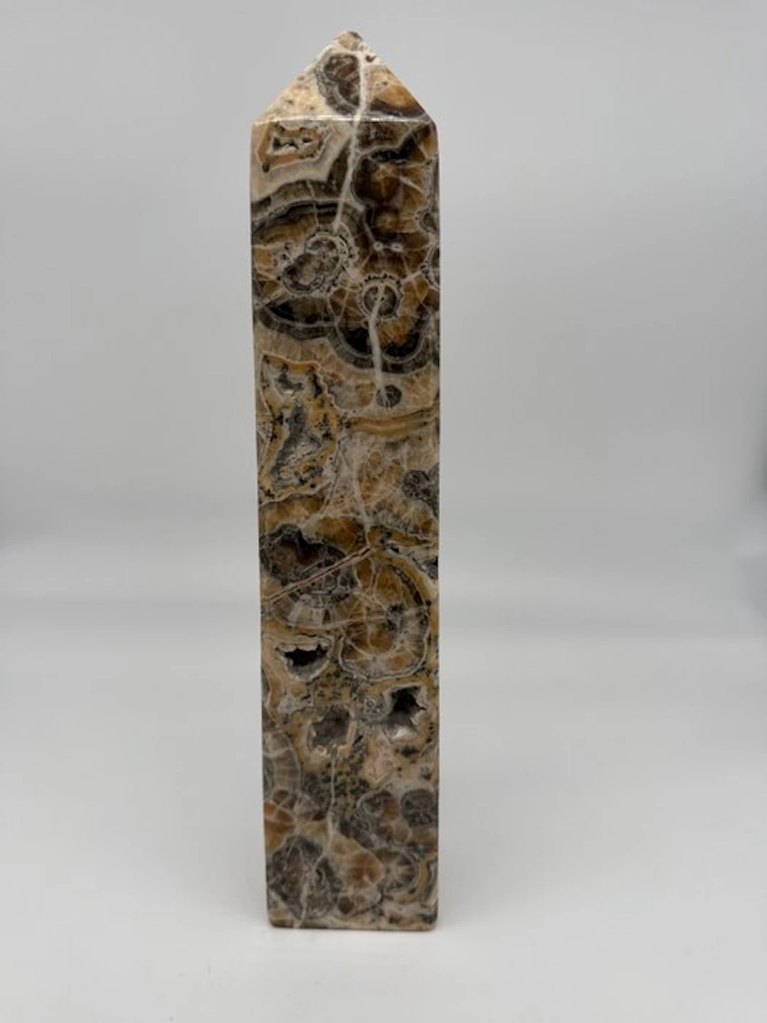 Chocolate-brown calcite Obelisk- 2240 g - (1)
