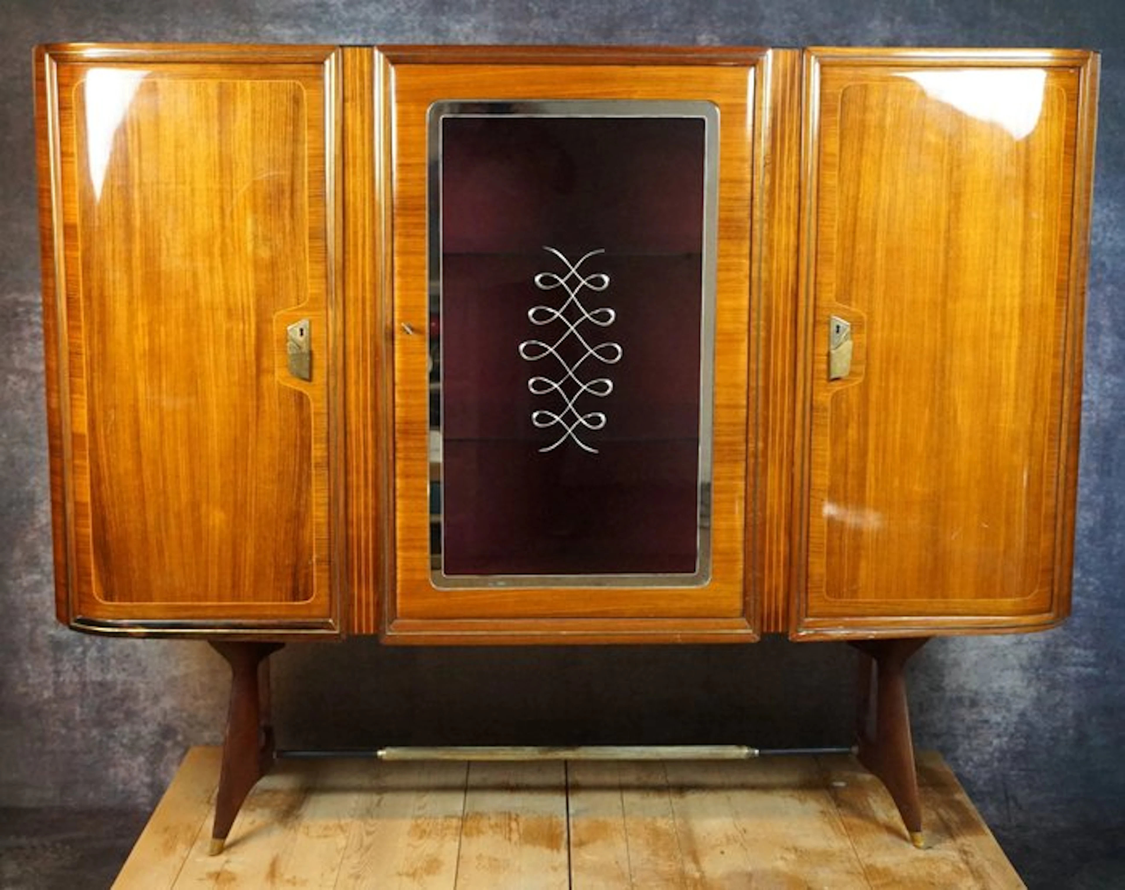 Liquor cabinet - Wood, Brass, Glass - Mobile bar / credenza
