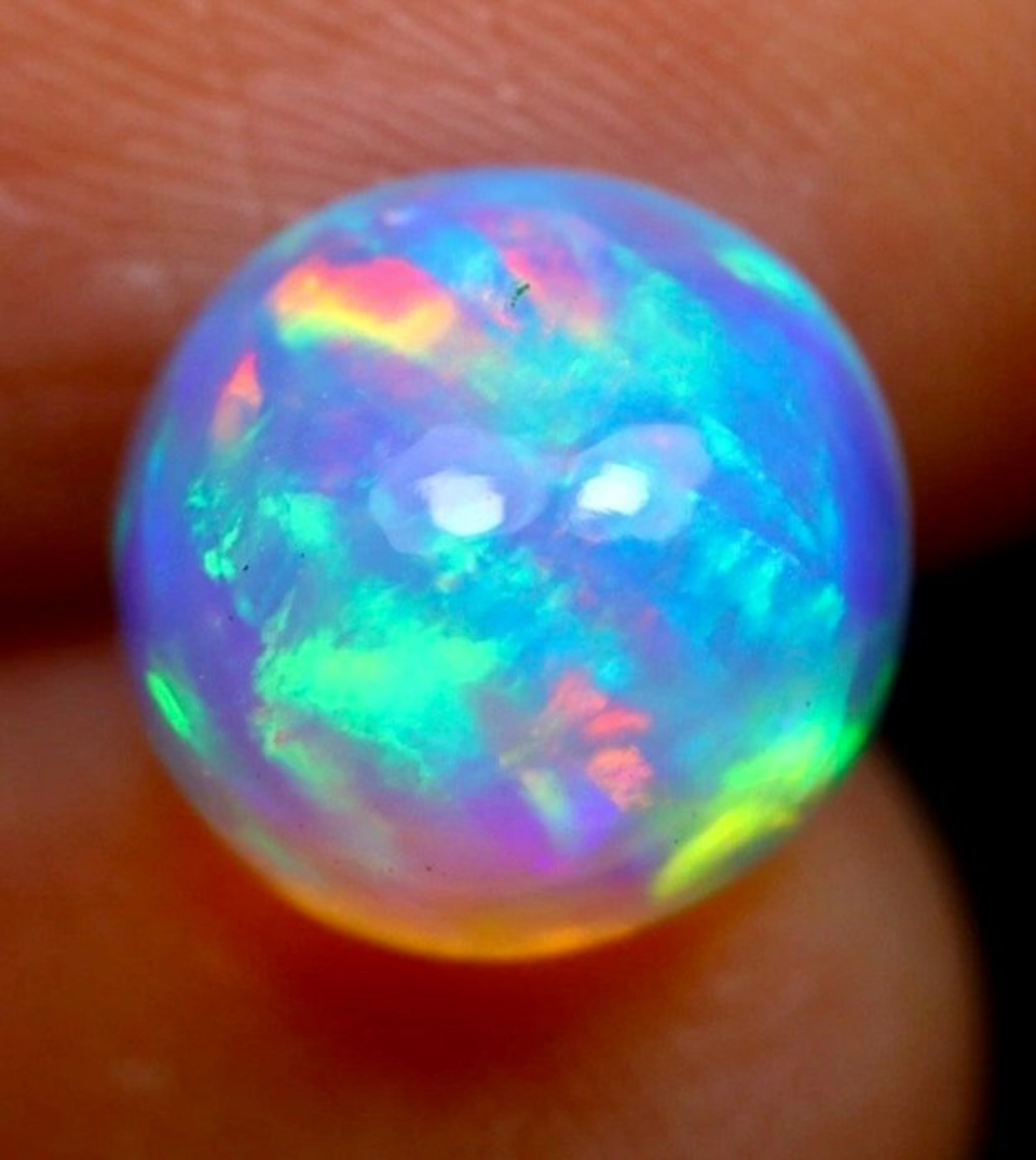 Opal Cabochon - Height: 9 mm - Width: 9 mm- 0.45 g - (1)