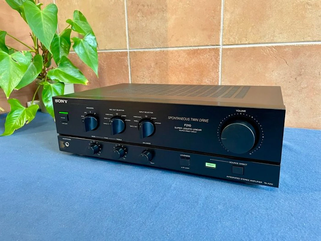 Sony - TA-F210 'Spontaneous Twin Drive' Solid state integrated amplifier