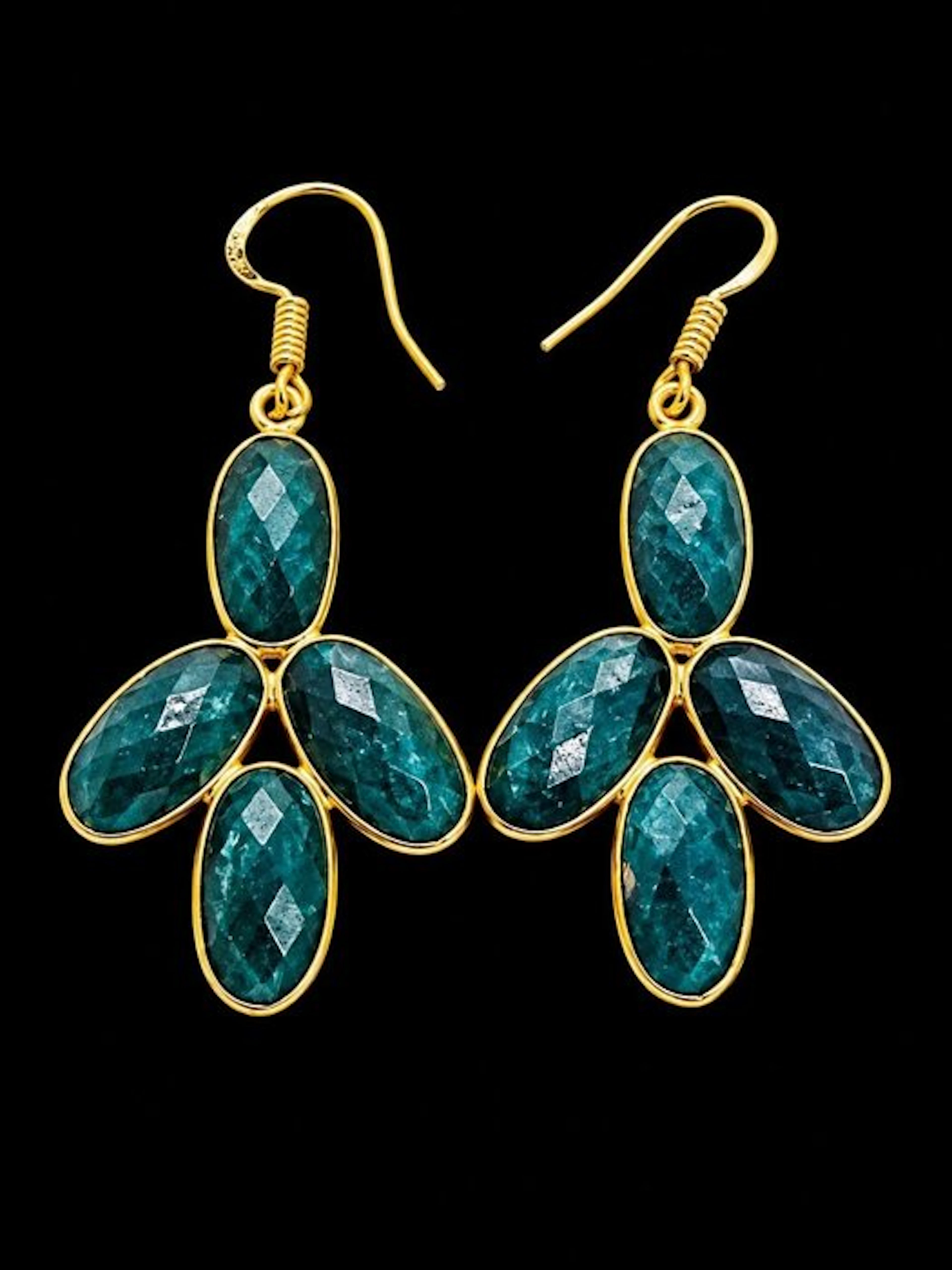 Exquisite First-Quality Natural Emerald Earrings from...