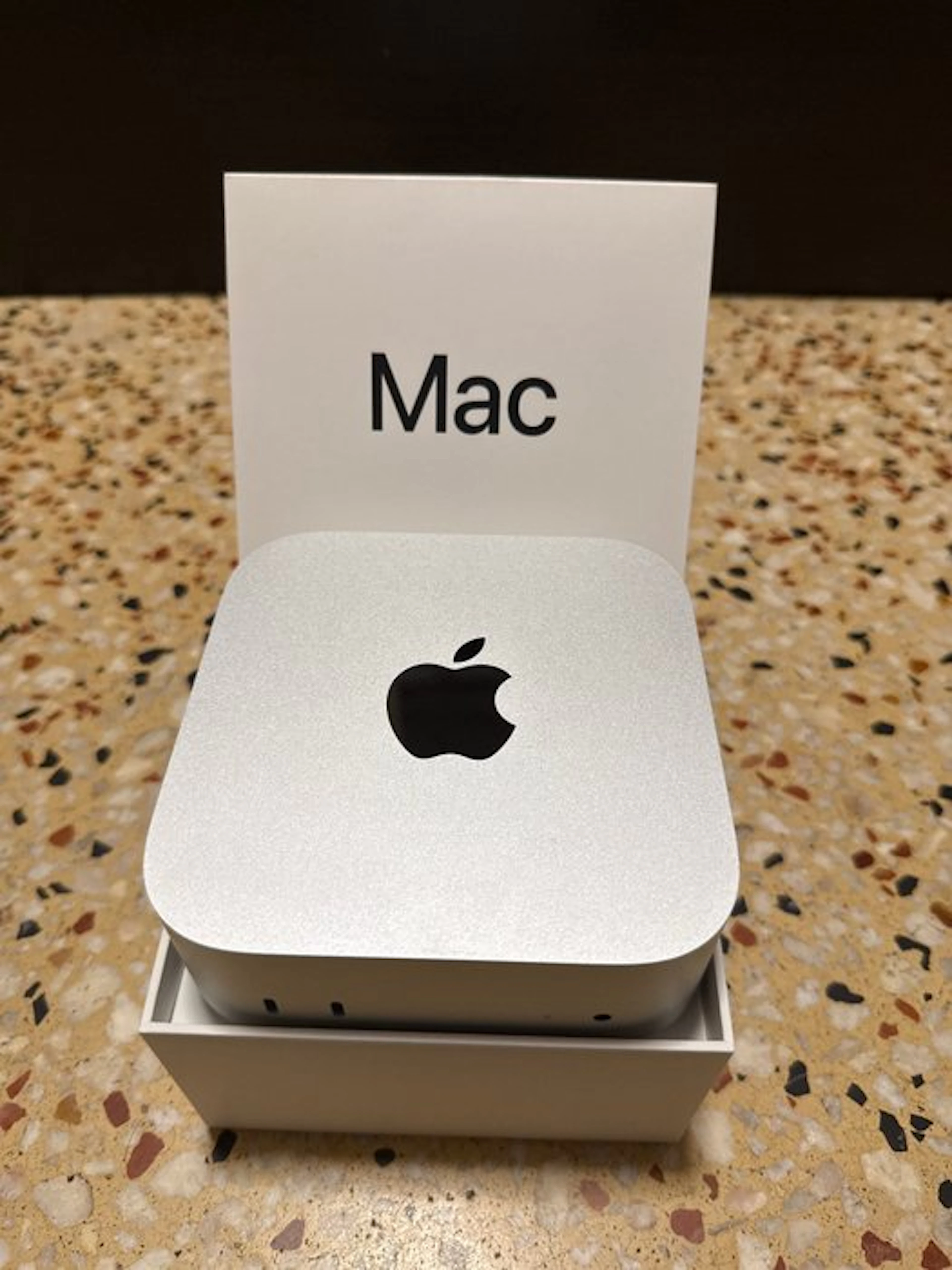 Apple Mac mini (Apple M4) - Macintosh - In original box
