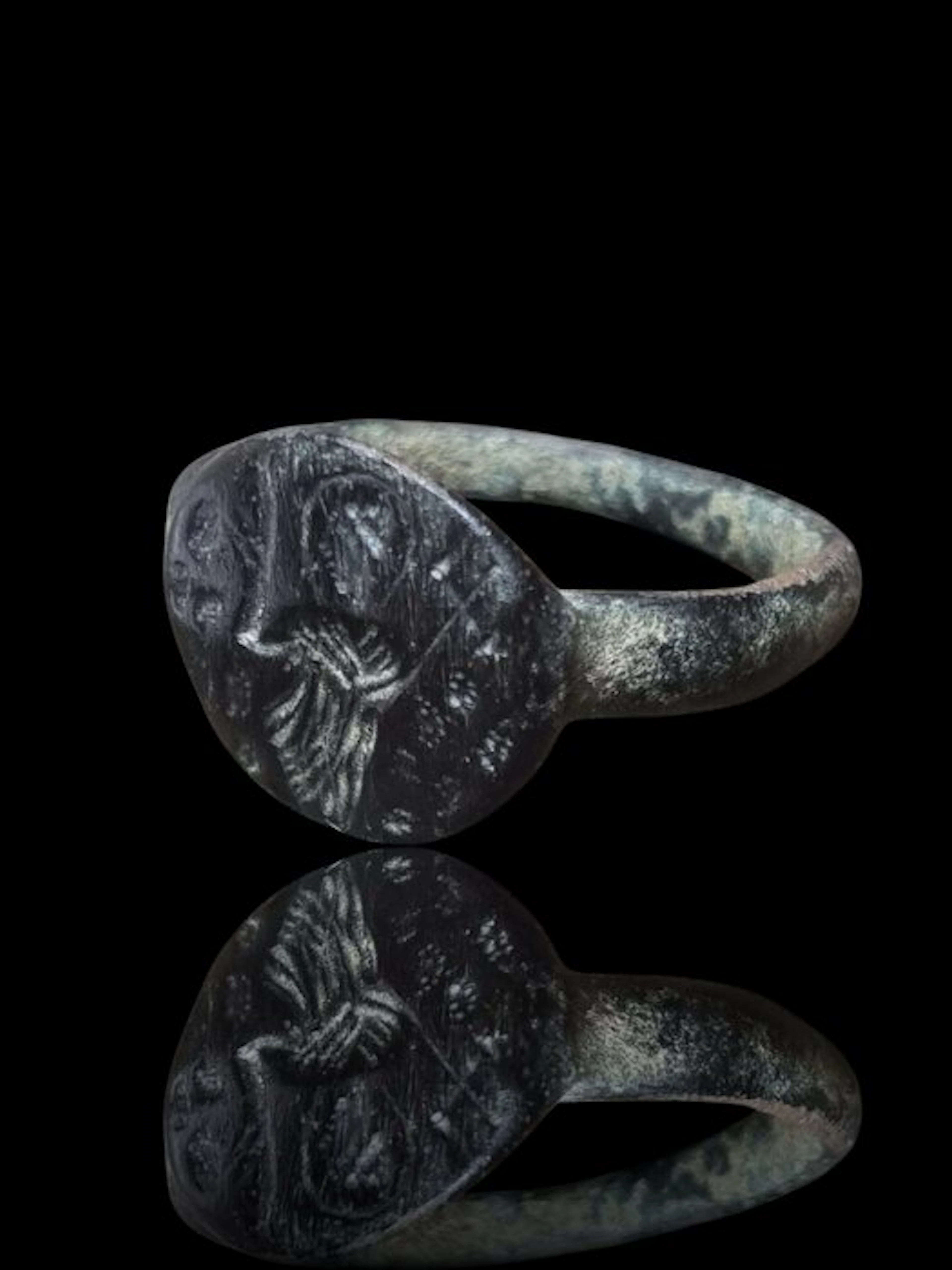 Ancient Roman Stunning & Rare God Seal Ring