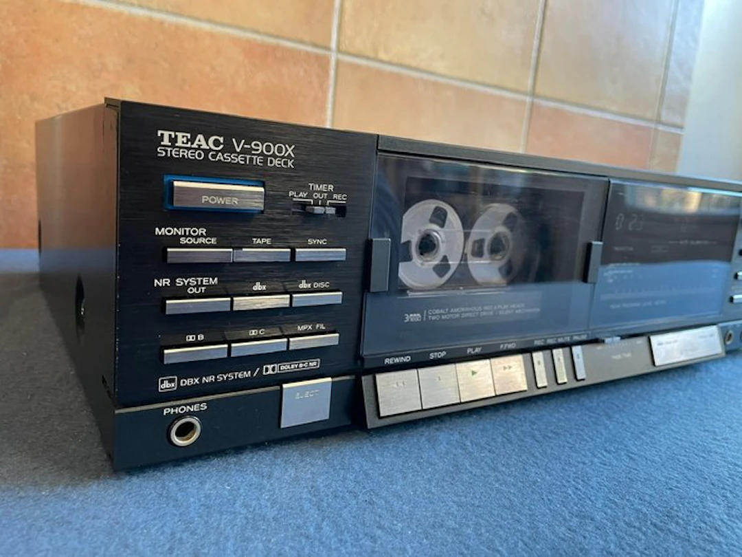 TEAC - V-900X 3-heads dBx Audio-cassette deck