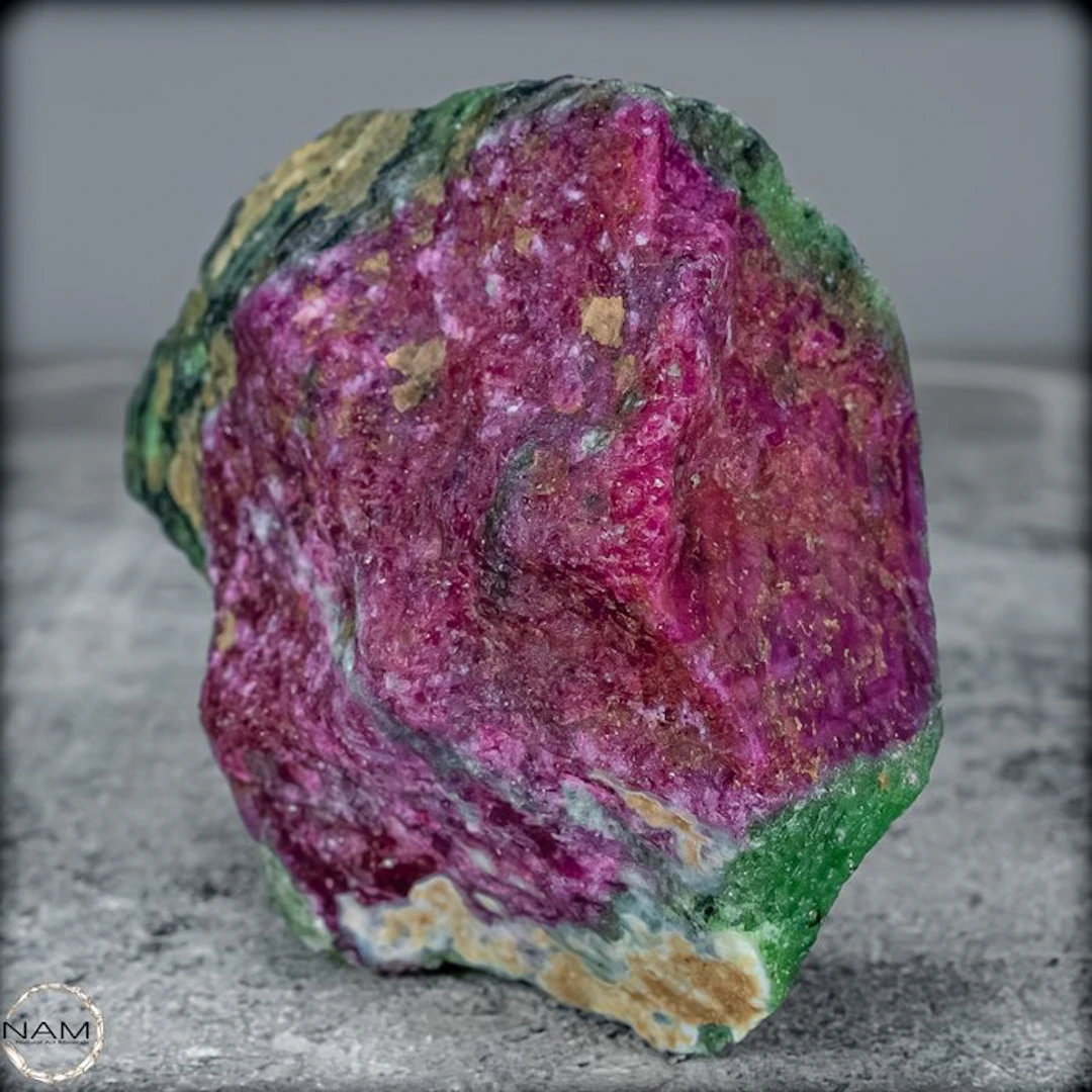 Natural ruby in zoisite crystal from Tanzania – A...