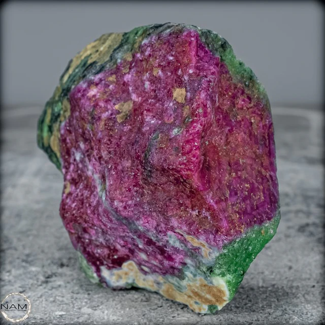 Natural ruby in zoisite crystal from Tanzania – A...