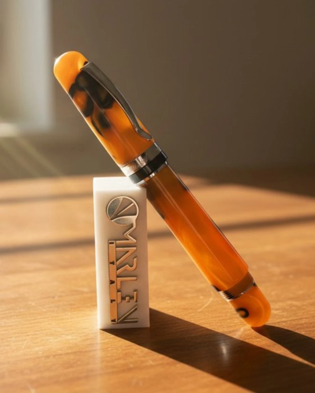 Marlen - Essence Amber Yellow - Edizione speciale in...