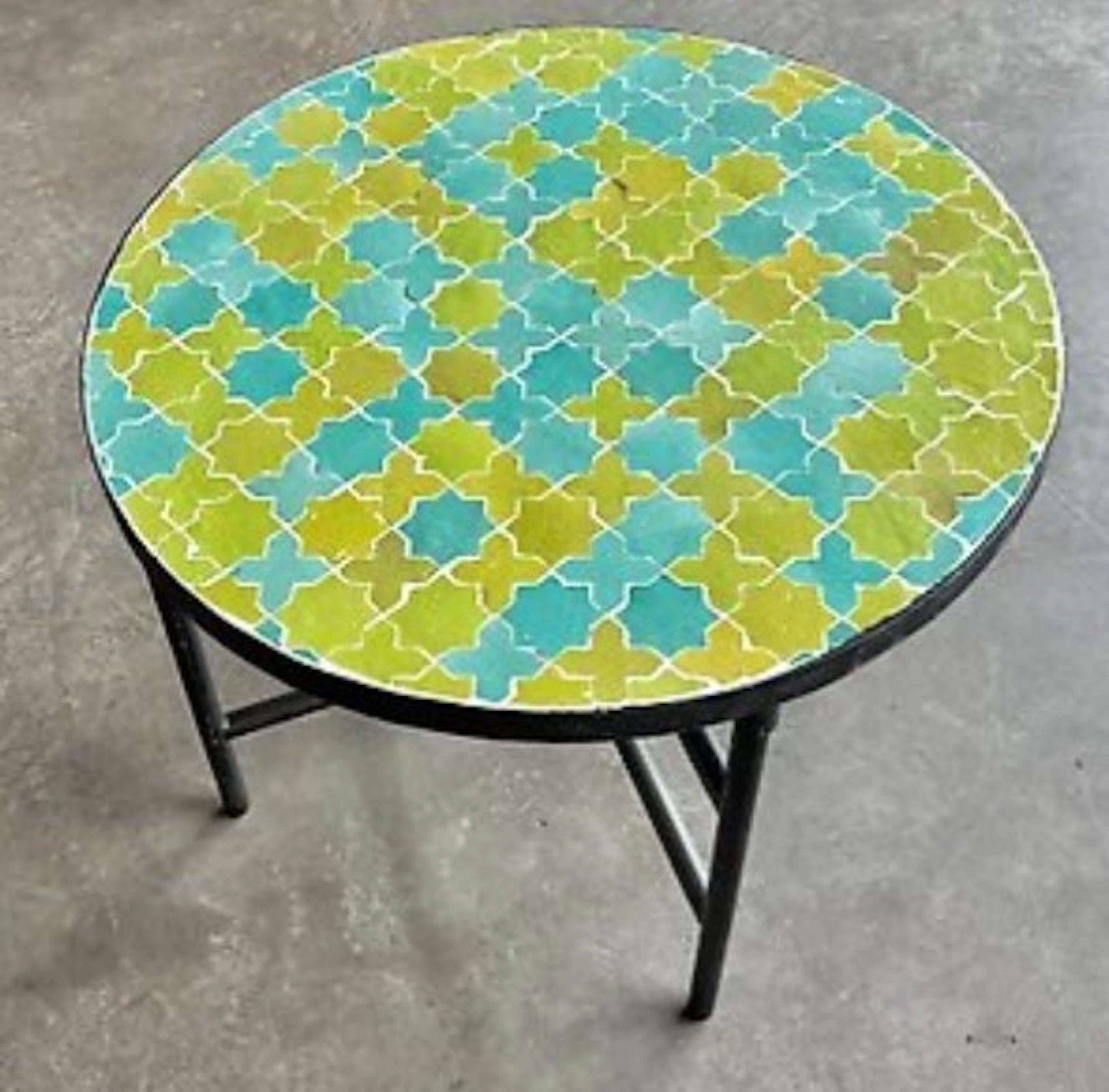 Coffee table - - A Handcrafted Moroccan Zellige Mosaic Coffee Table