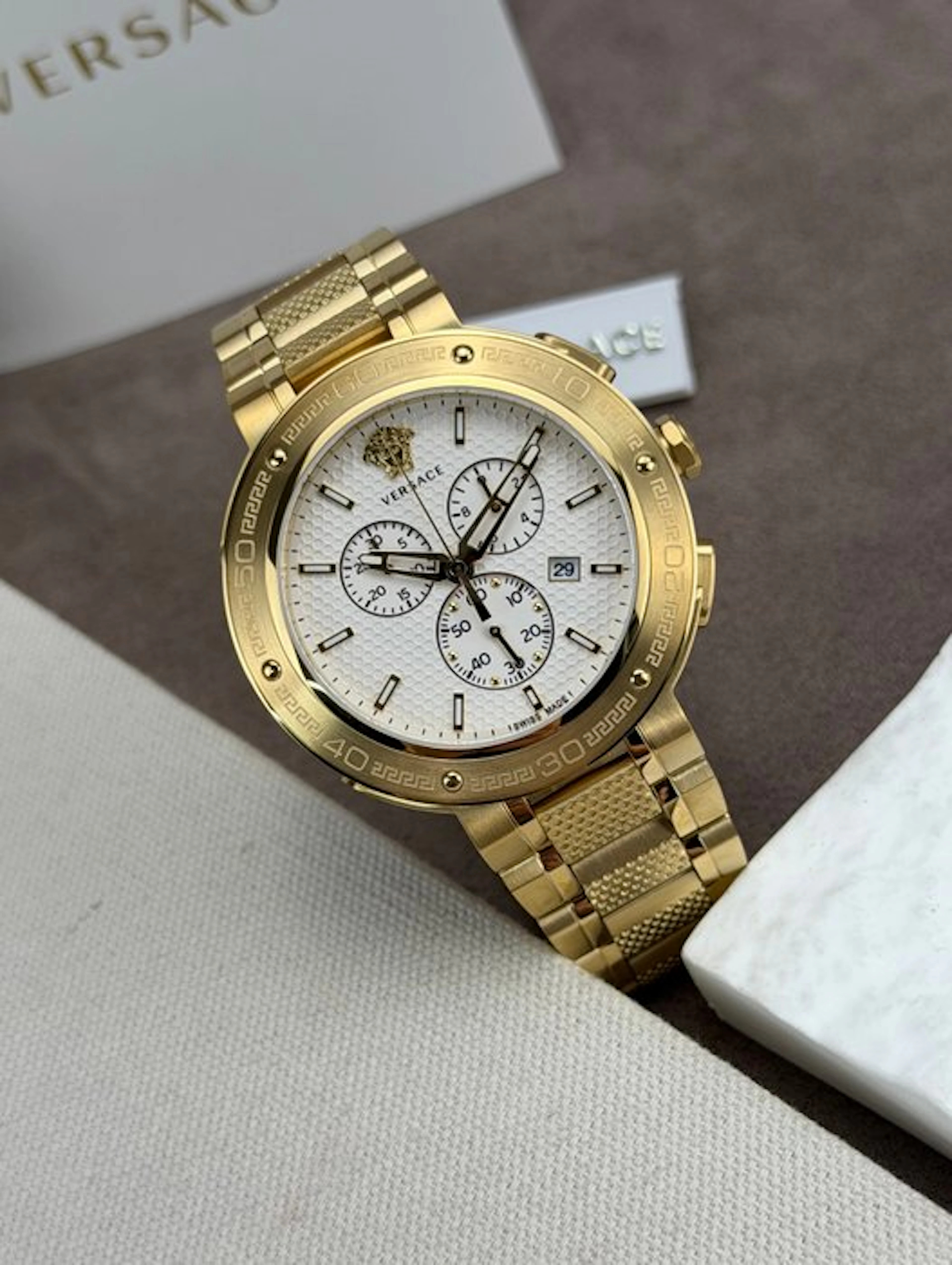 Versace - V-Extreme Pro Chronograph Date Gold/Silver...
