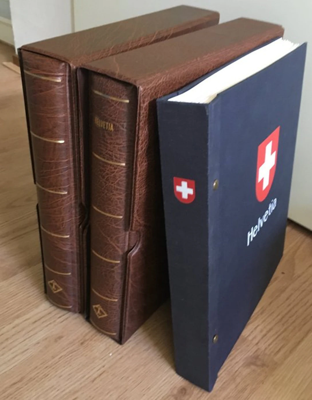 Switzerland 1882/1995 - Collection in three albums